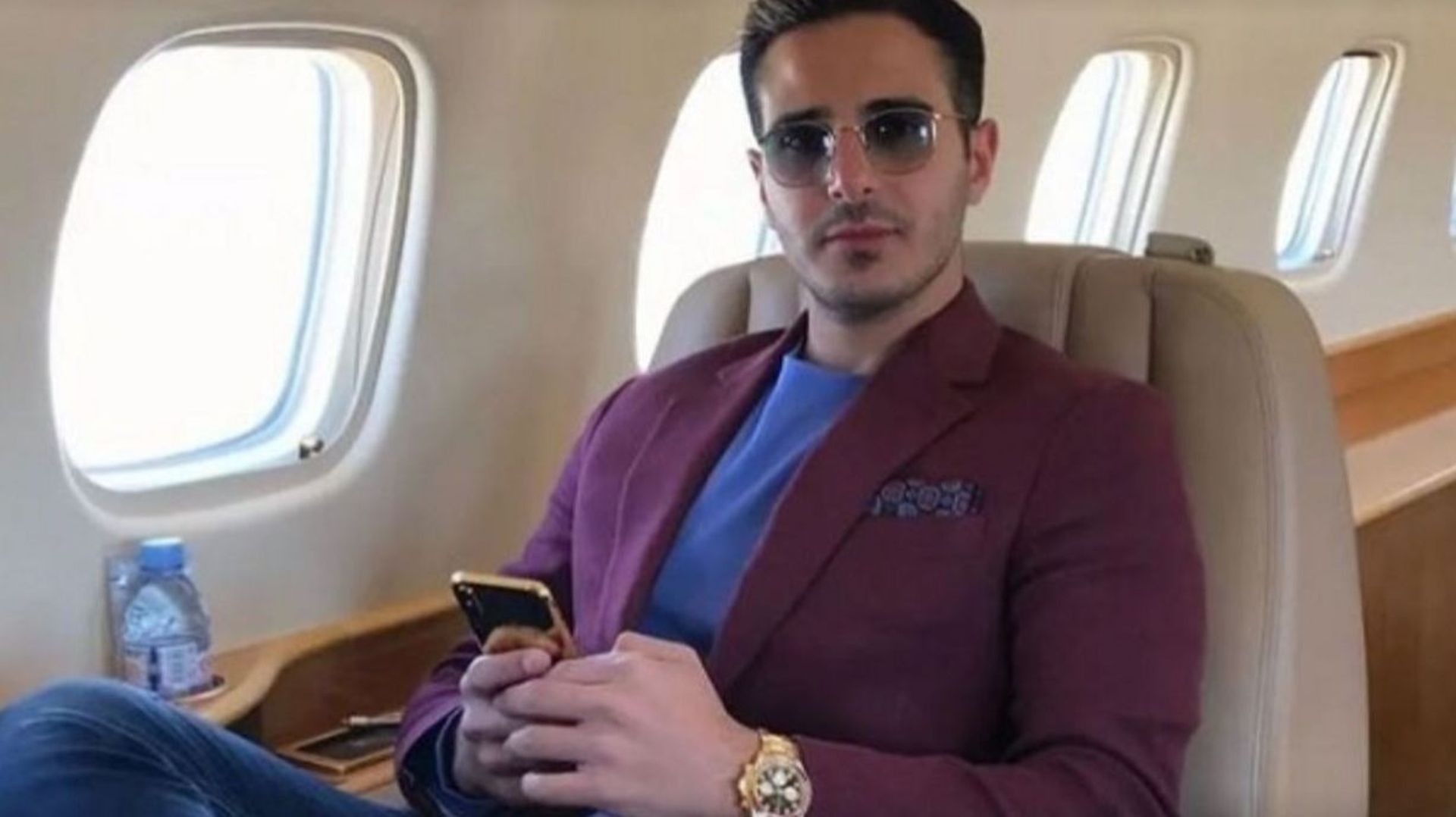 "L’arnaqueur de Tinder", Simon Leviev, a été arrêté en Géorgie à la demande d’Interpol