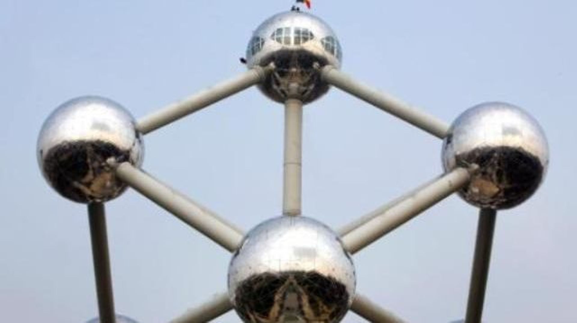 Sécurité renforcée à l'Atomium en raison de menaces terroristes