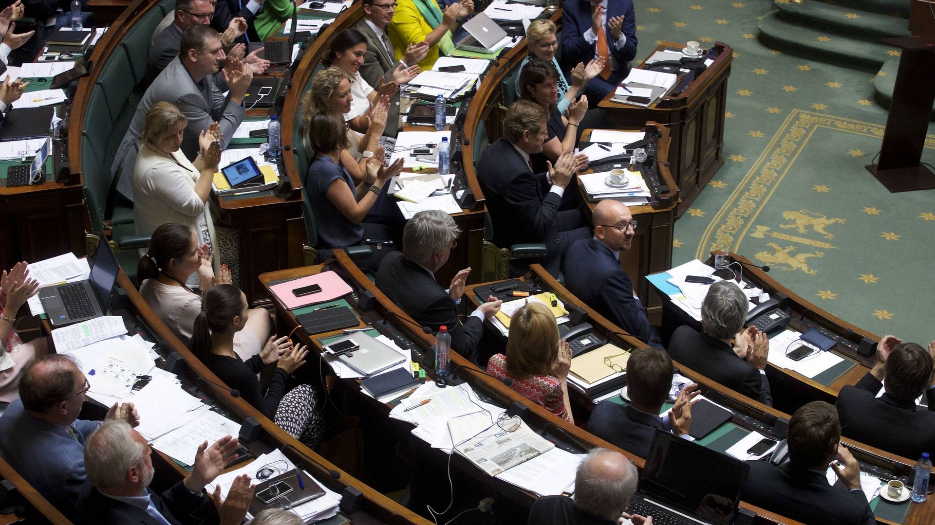 les-deputes-votent-la-reforme-des-pensions-majorite-contre-opposition