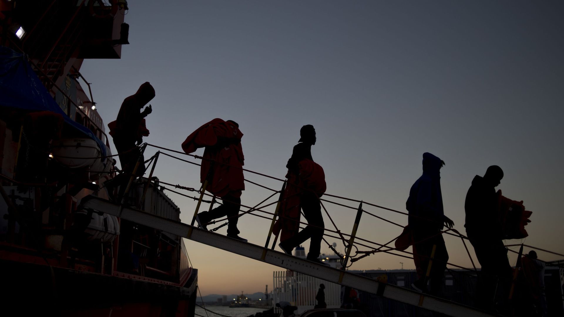 Espagne: 211 migrants secourus en Méditerrannée - RTBF Actus