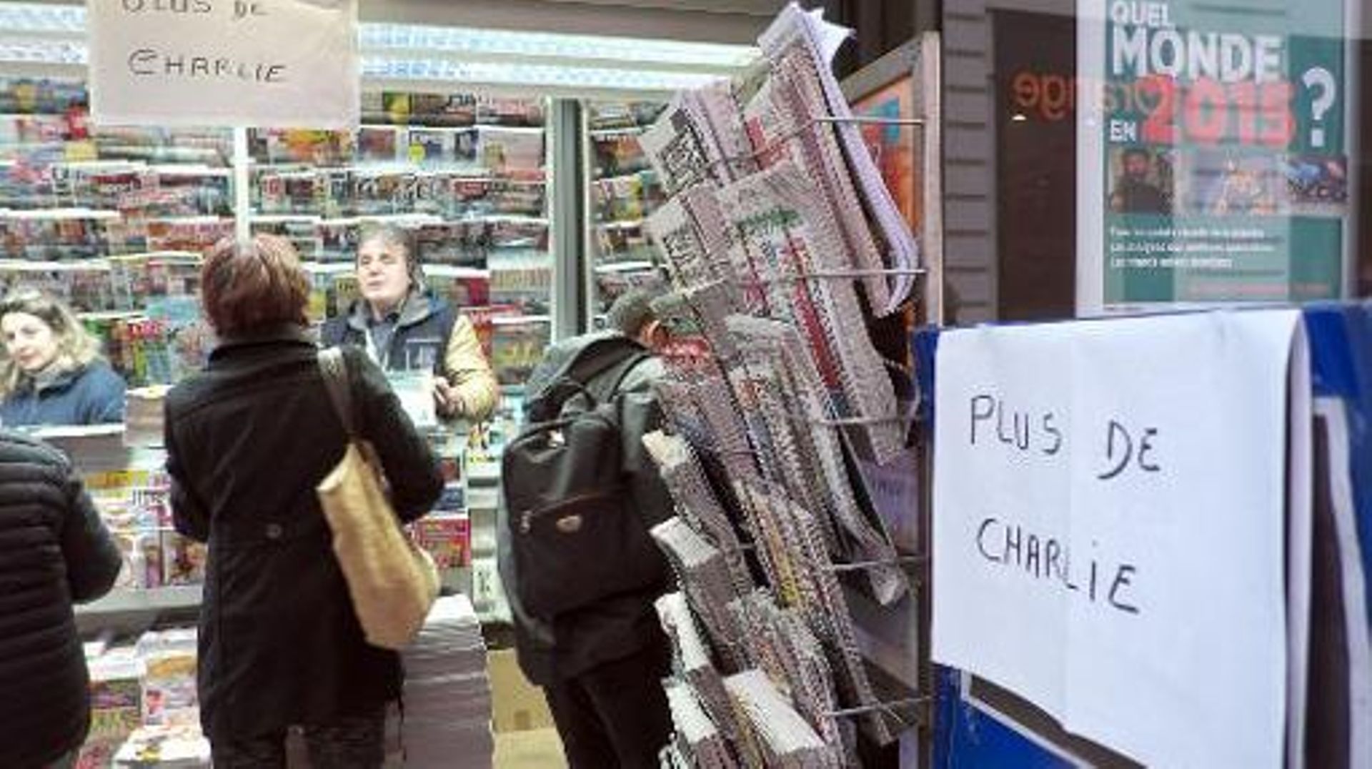 Un kiosque à journaux en rupture de "Charlie Hebdo" à Marseille, le 14 janvier 2015