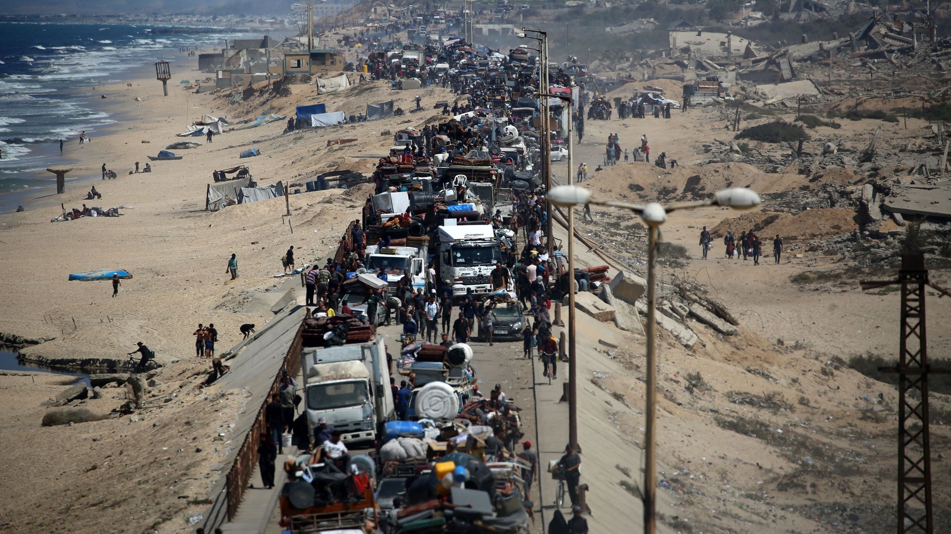 Guerre Israël-Gaza : Donald Trump assure que "personne ne sera contraint à partir" de Gaza