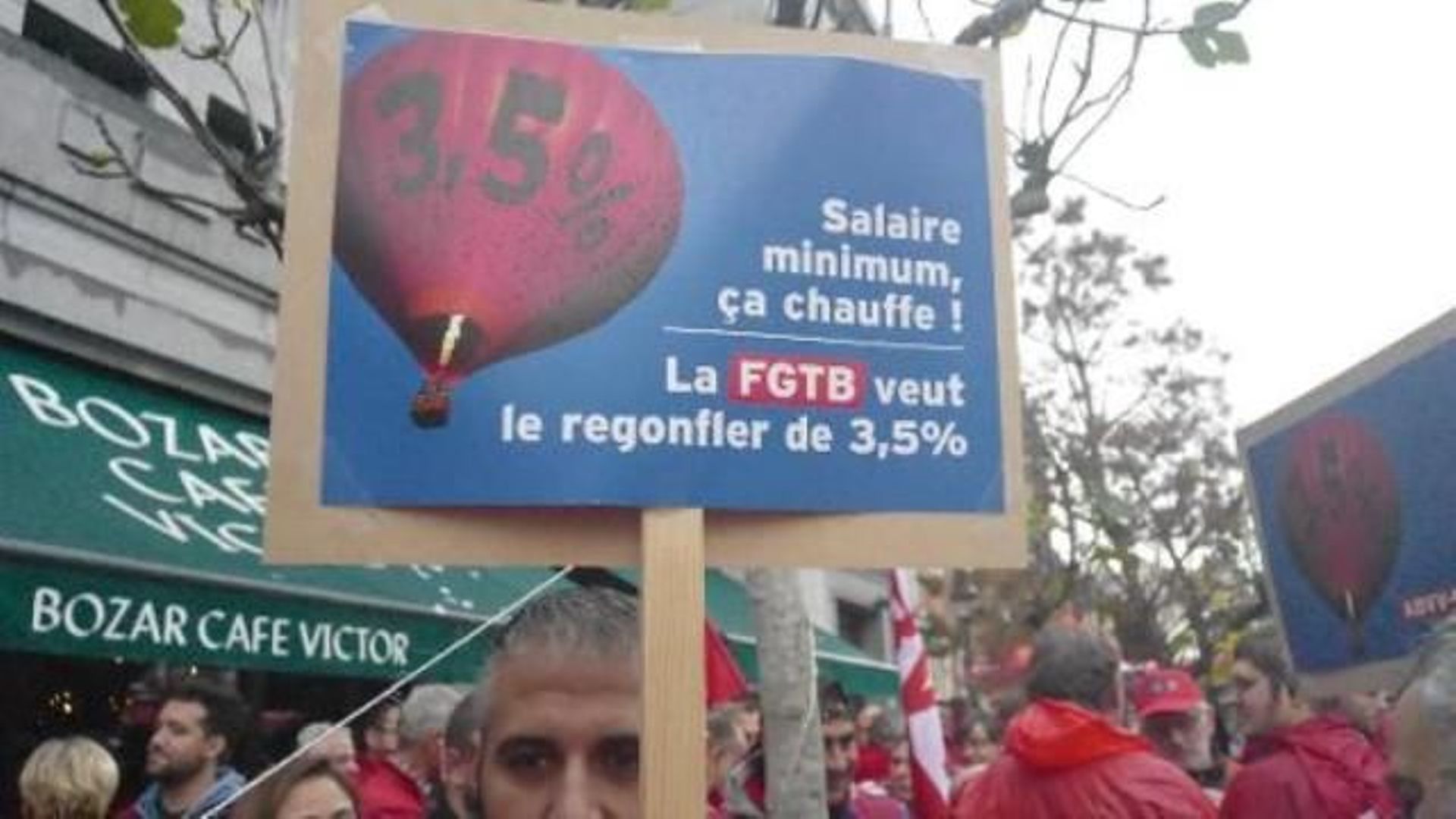 La FGTB Rêve D'une Hausse Du Salaire Minimum Sous Le Sapin - Rtbf.be