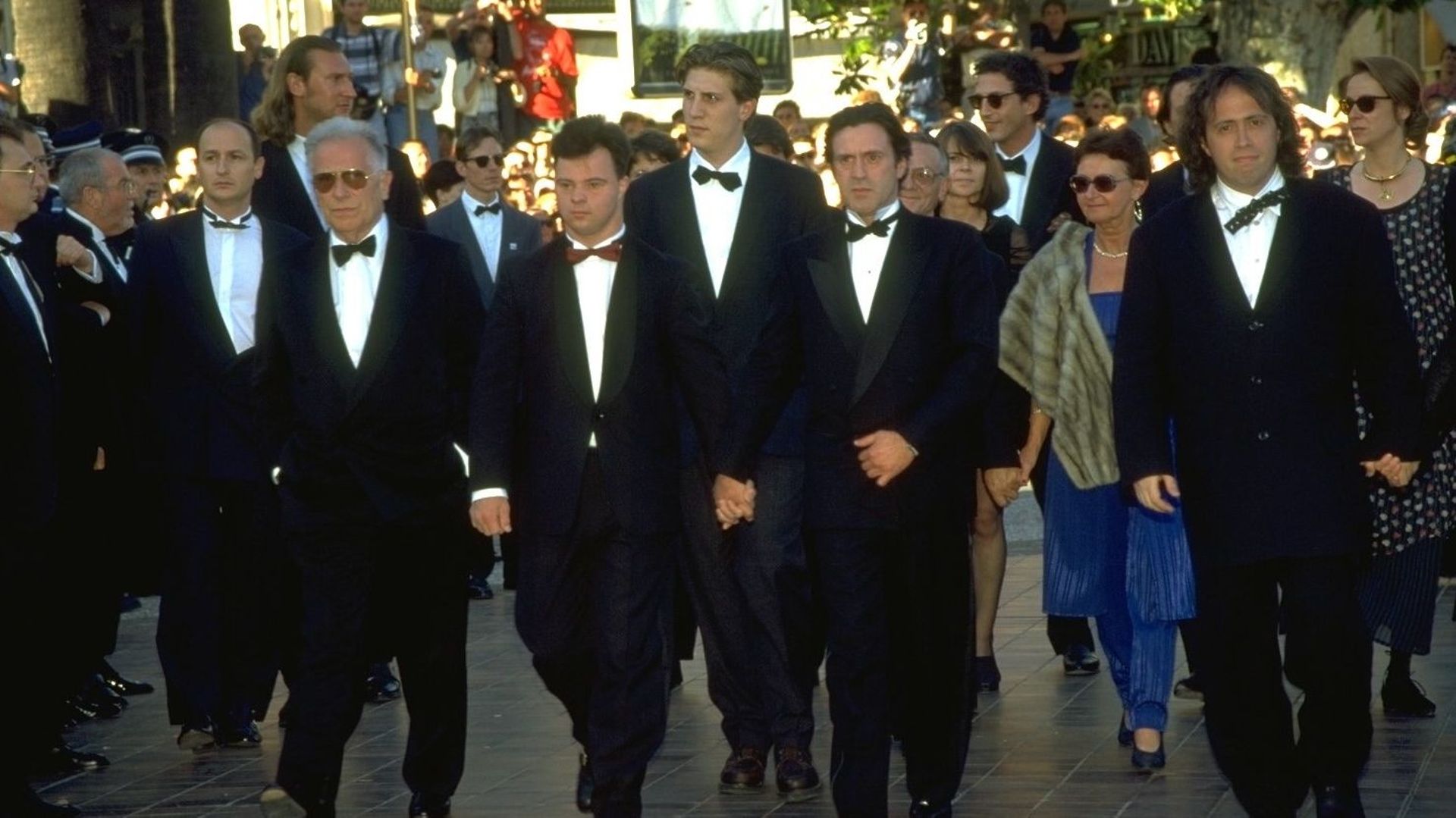 Pascal Duquenne, Daniel Auteuil et Jaco Van Dormael en 1996 à Cannes pour "Le Huitième jour"… 