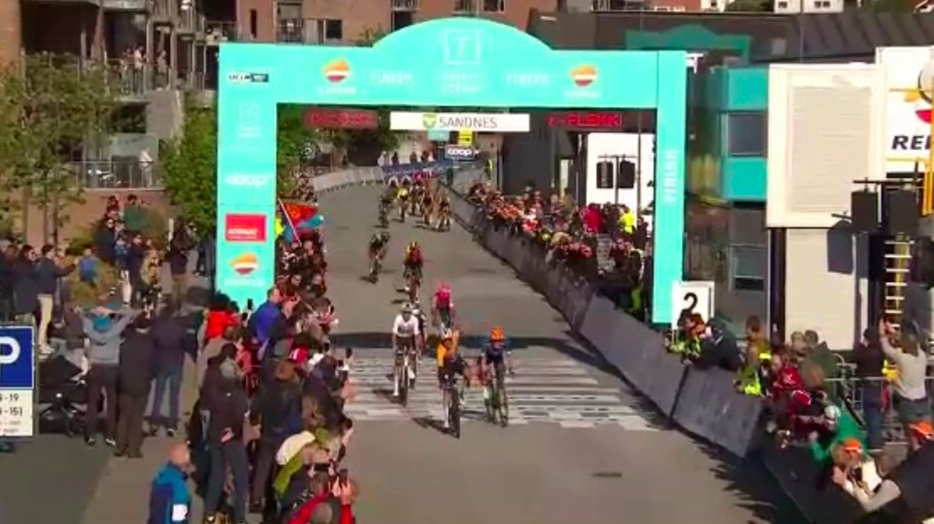 Tour of Norway Remco Evenepoel wins in the sprint and takes a 3rd