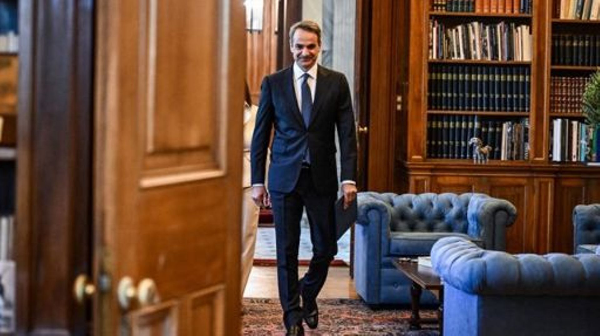 Greek Prime Minister Kyriakos Mitsotakis arrives at the office of the Greek President to announce the dissolution of the parliament in Athens on April, 2023. Greece's Prime Minister called for the dissolution of parliament on April 22, 2023, kicking off t