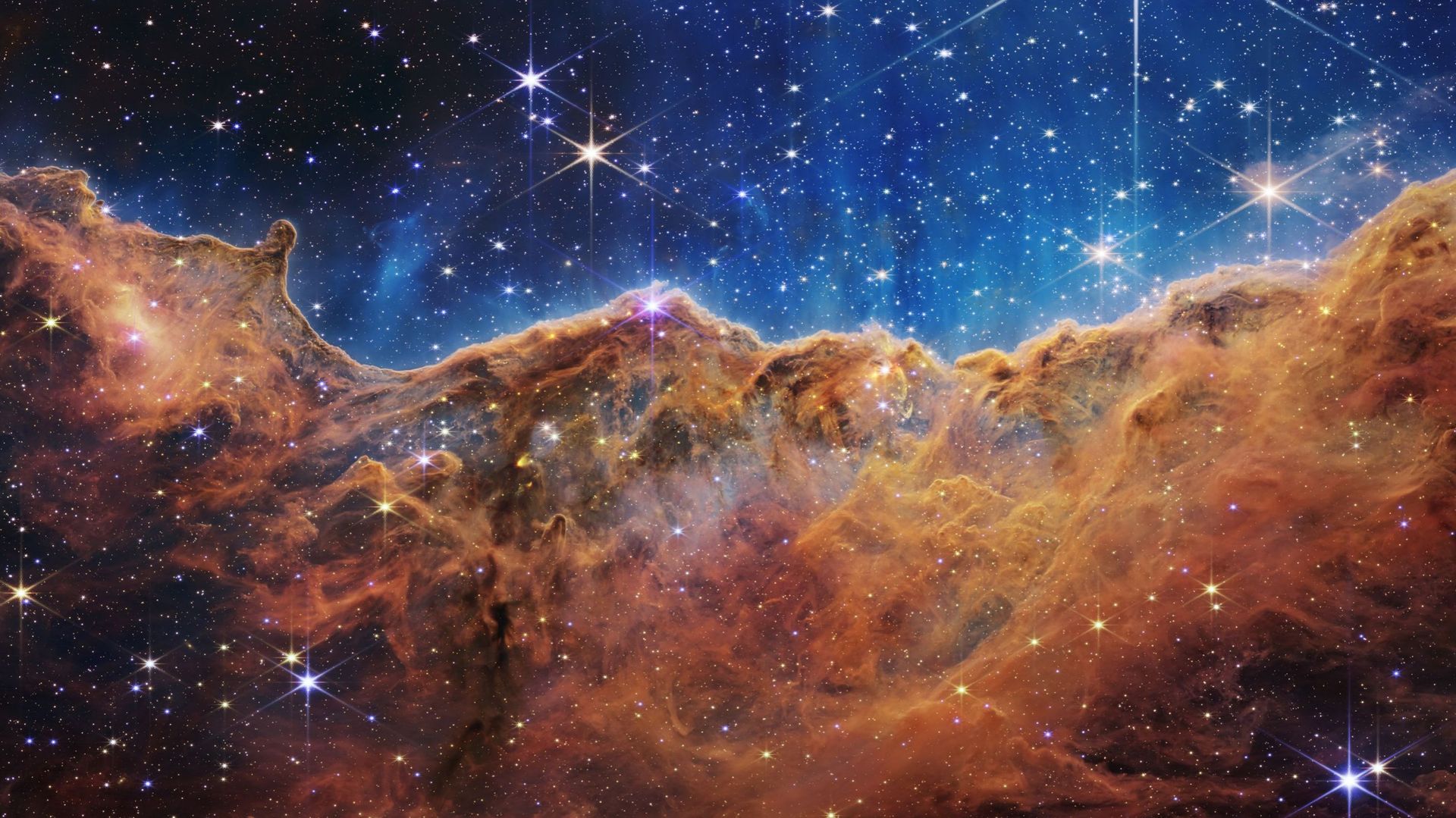 Naissances d’étoiles, dans la nébuleuse Carina, photographiées par le télescope James Webb.