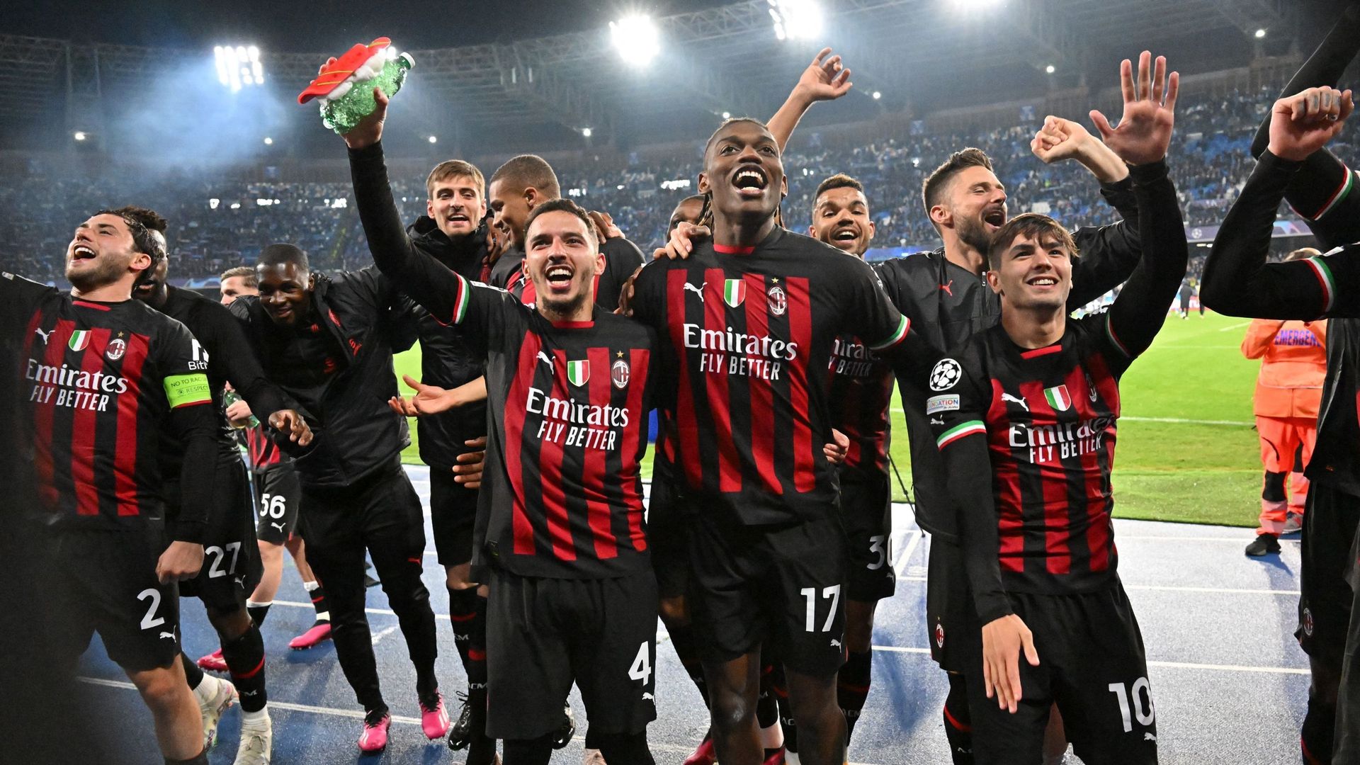 La joie des joueurs milanais après avoir éliminé Naples en quart de finale de Champions League.