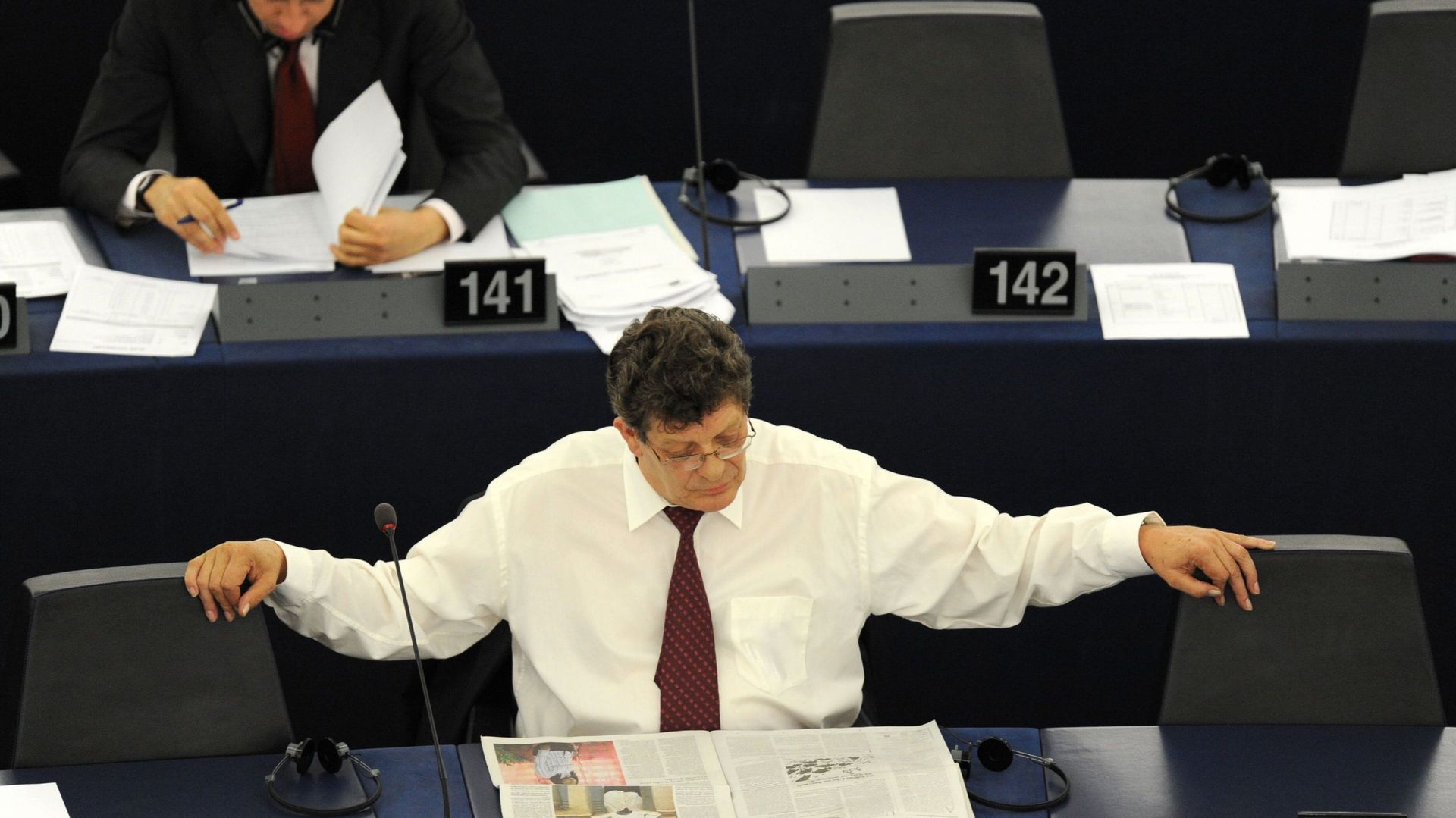 Les eurodéputés veulent augmenter leur budget mensuel de personnel