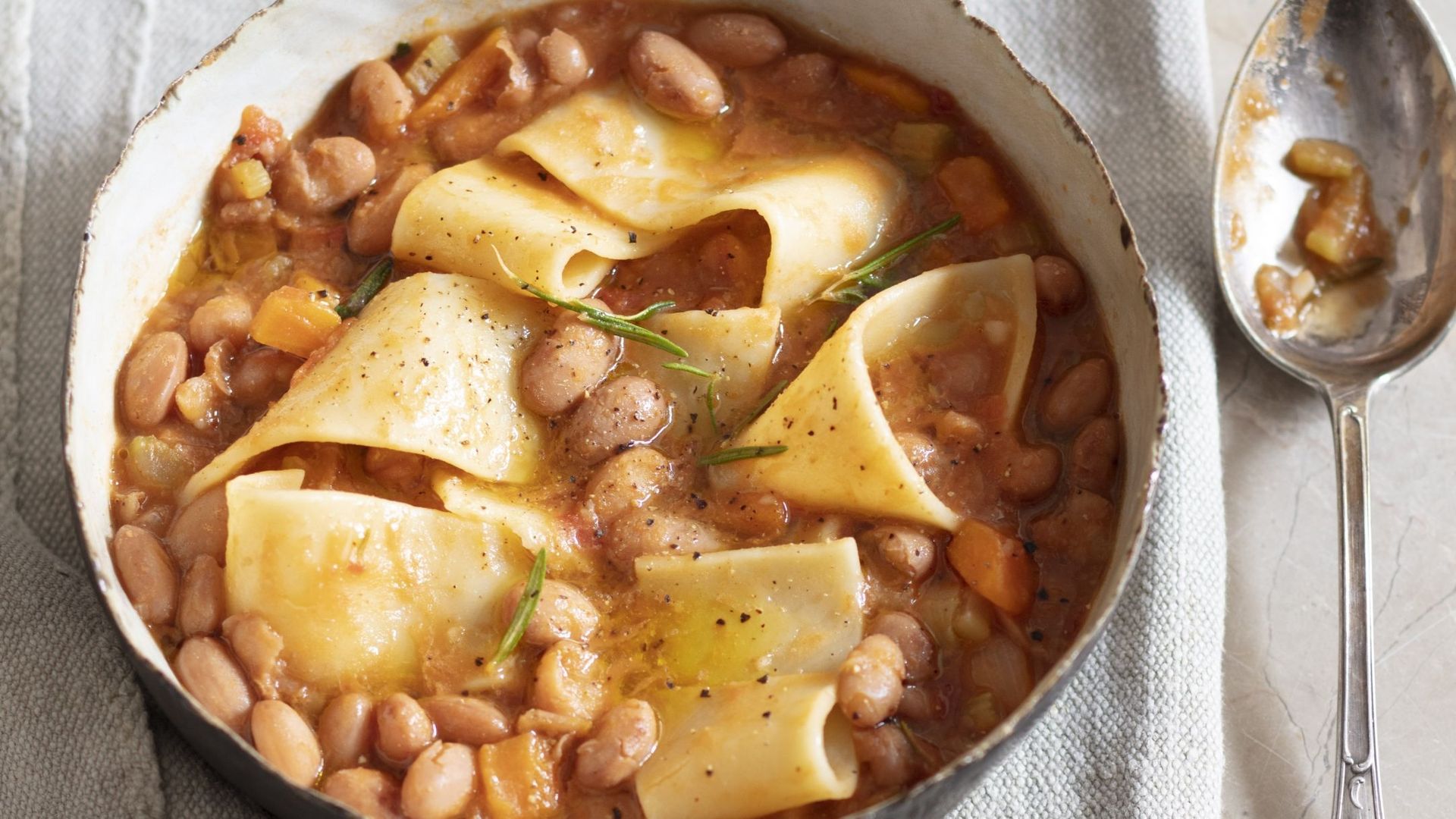 'Les pâtes, c’est vraiment la vie' : le nouveau livre de Maurane