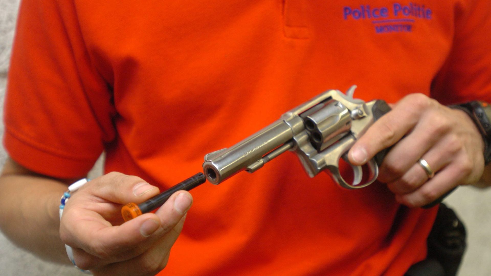 La police liégeoise est équipée d’armes provenant de la FN ; les autorités fédérales elles ont choisi les Smith & Wesson (illustration).