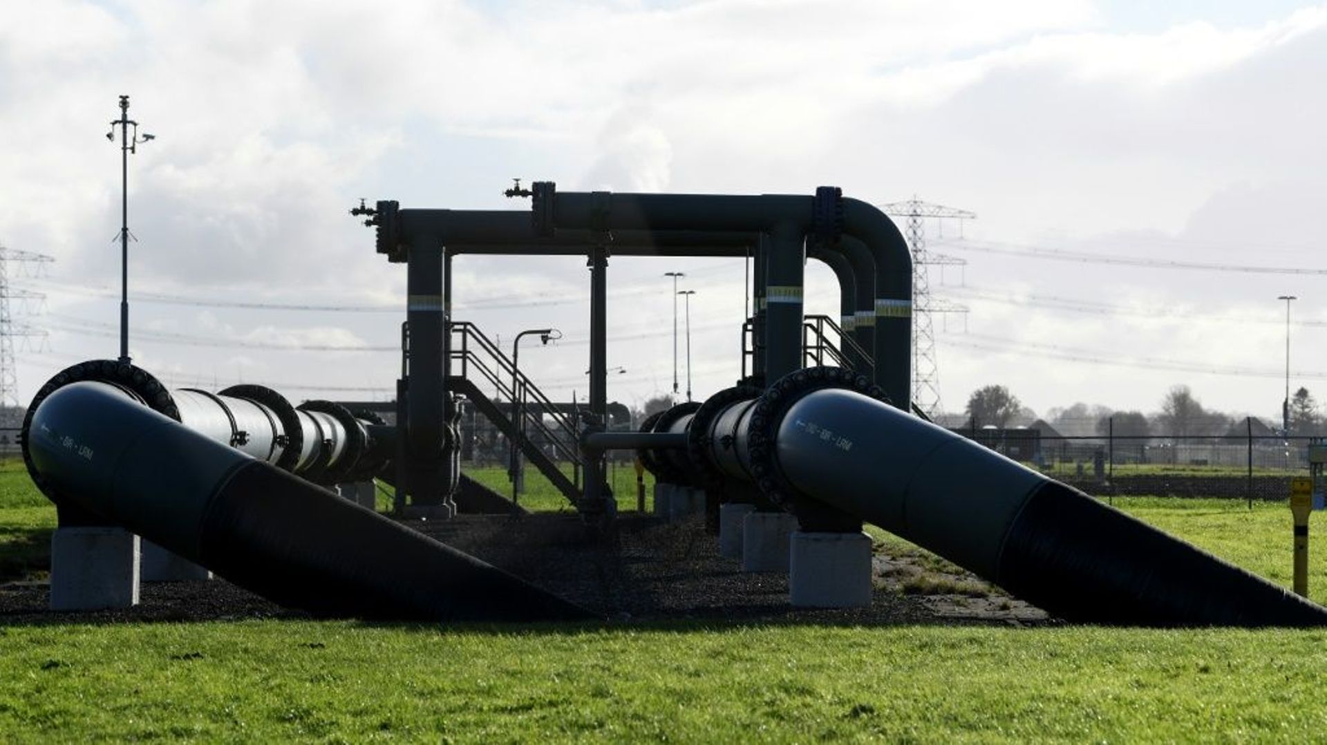 Une installation d’extraction de gaz près de Garelsweerd, dans la province de Groningue, dans le nord des Pays-Bas, le 23 novembre 2021.