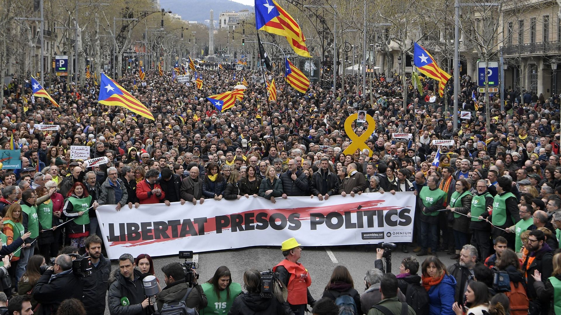 Crise en Catalogne: manifestations à Bruxelles et Barcelone après l'arrestation de Puigdemont