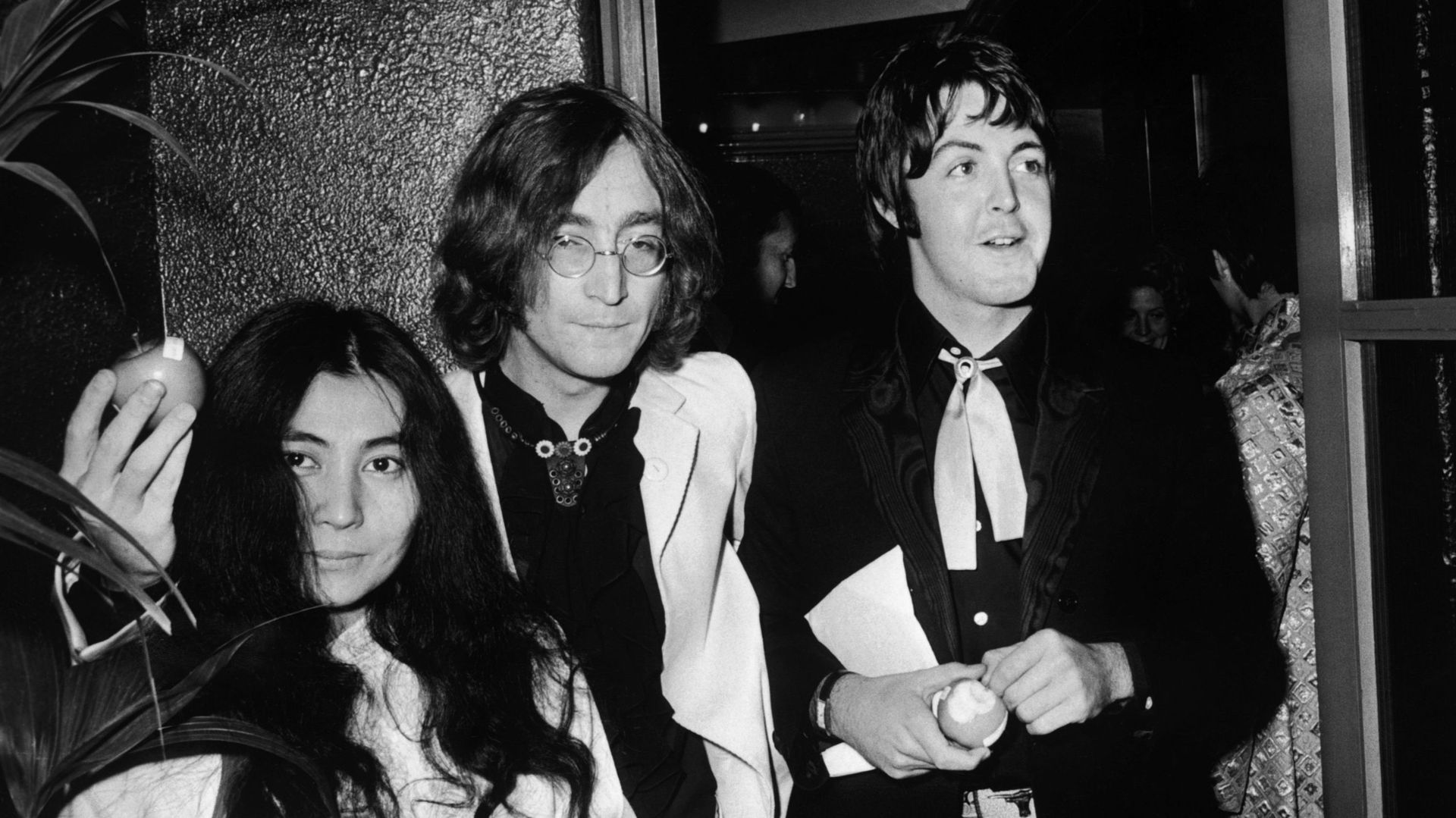 Somme record pour un manuscrit des Beatles