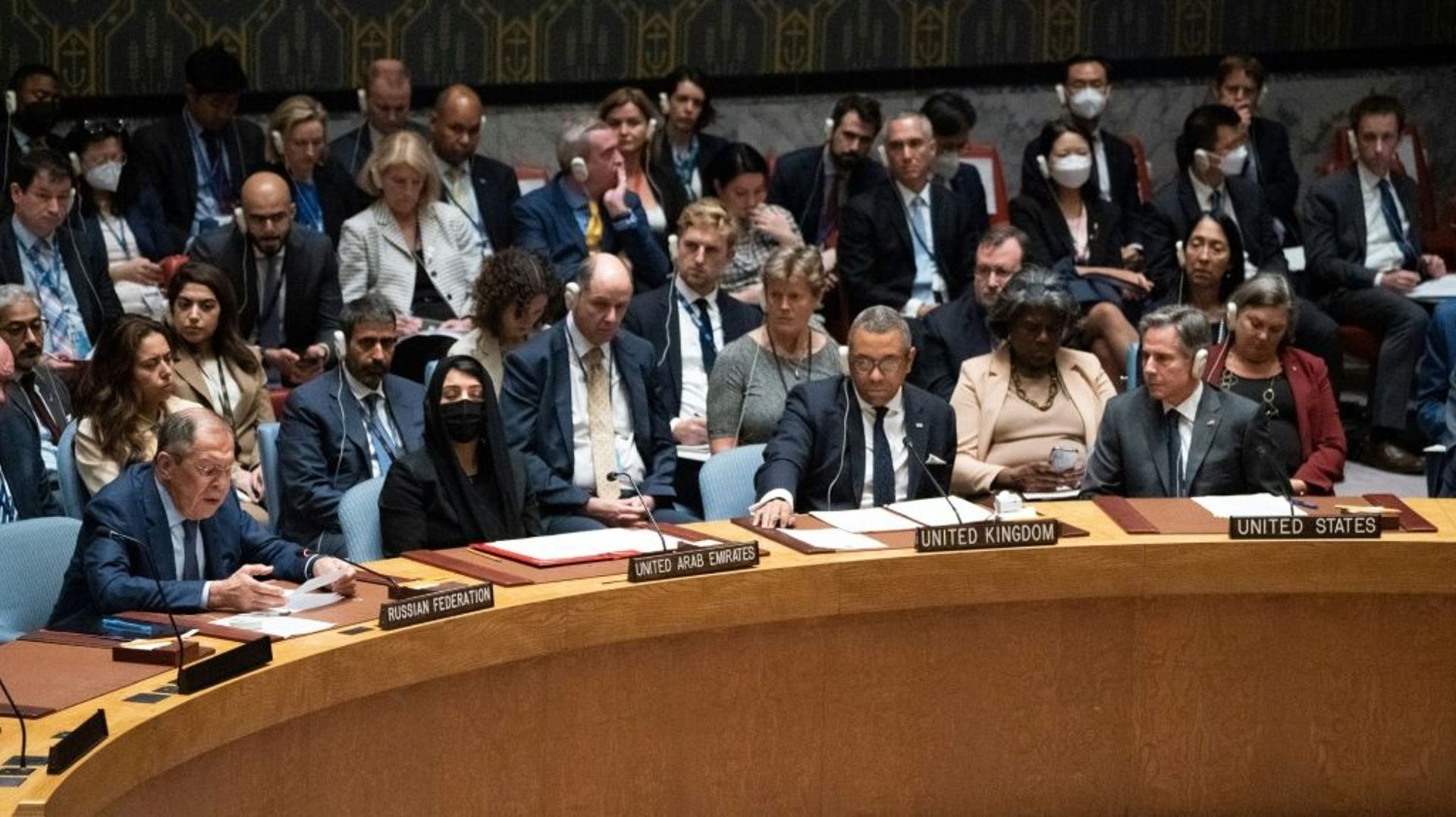 Le ministre russe des Affaires étrangères Sergueï Lavrov (à gauche) lors d'une réunion du Conseil de sécurité de l'ONU le 22 septembre 2022