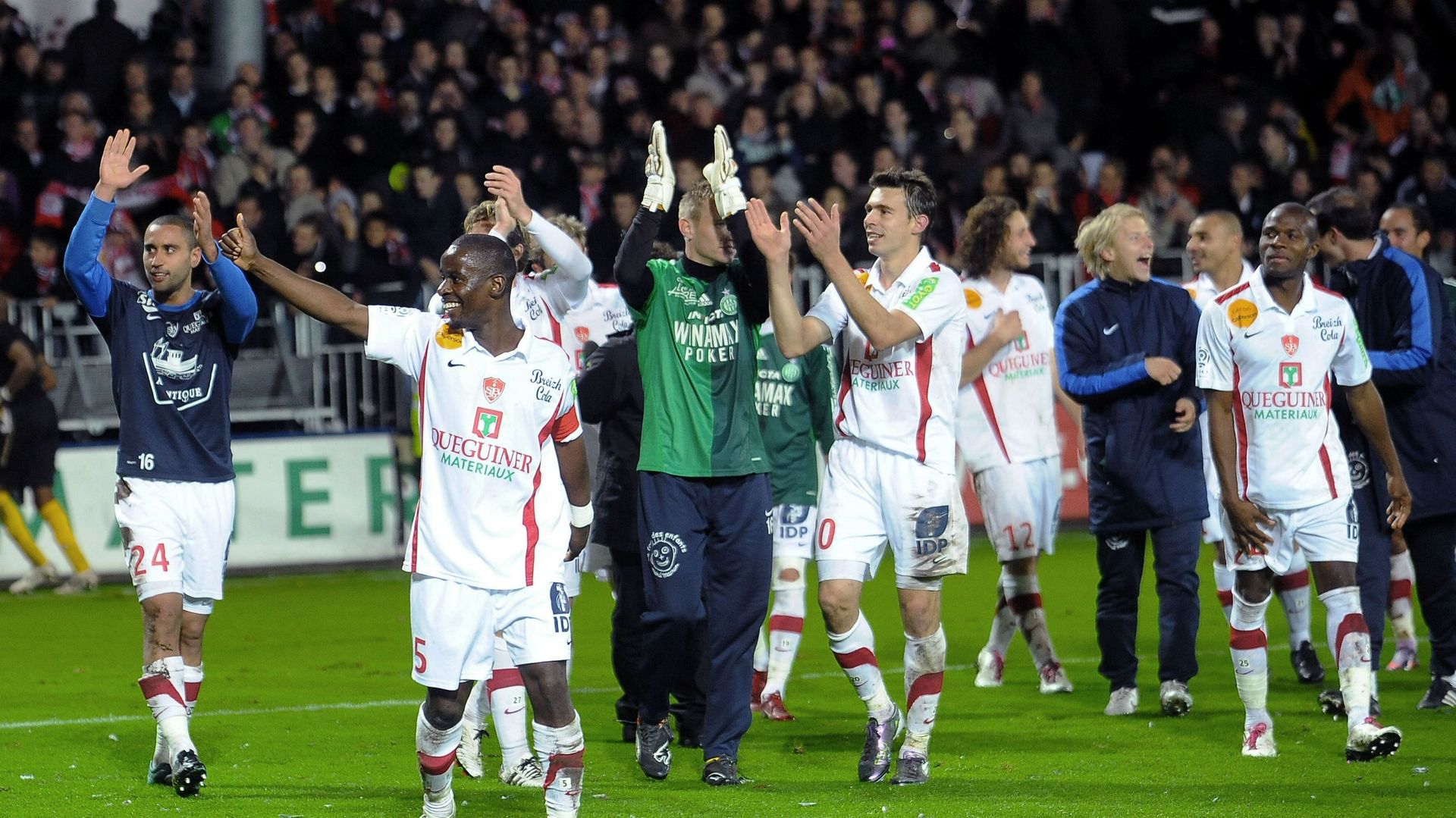 Ligue 1 : La Pluie N'arrête Pas Brest - RTBF Actus