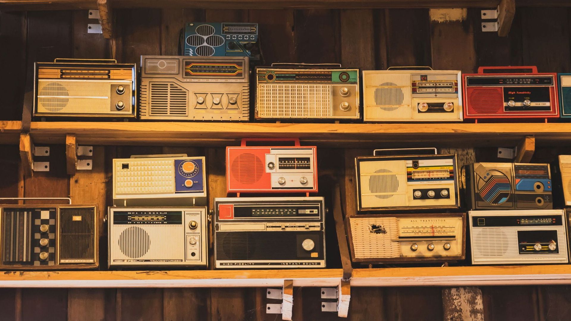 L’histoire de la radio : de la télégraphie sans fil à la radio DAB +