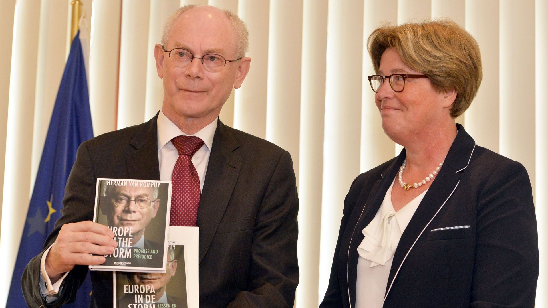 Le Président du Conseil européen Herman Van Rompuy présente son livre "L'Europe dans la tempête"