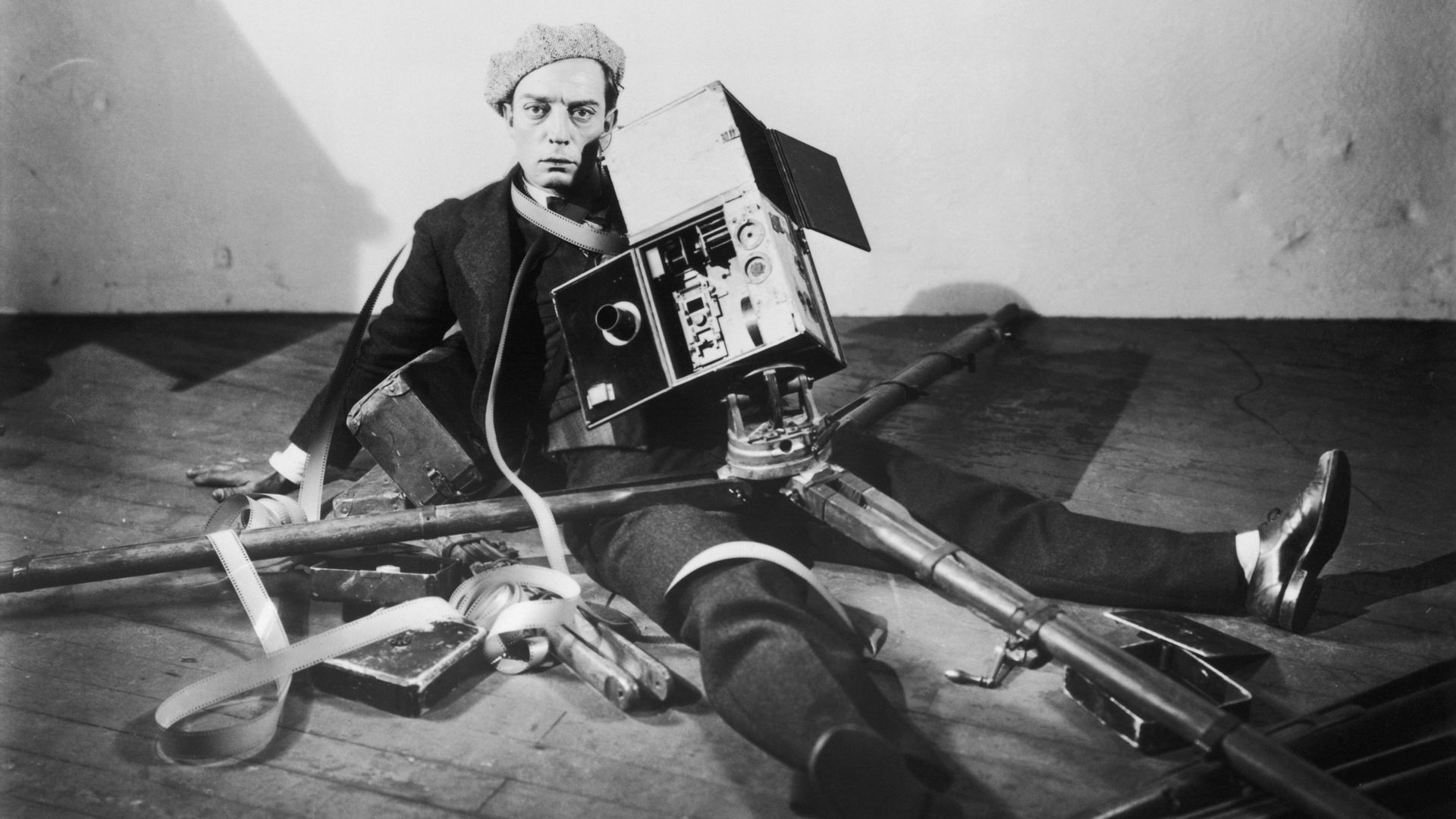 L’acteur et réalisateur Buster Keaton en 1928 dans le film 'Le caméraman'