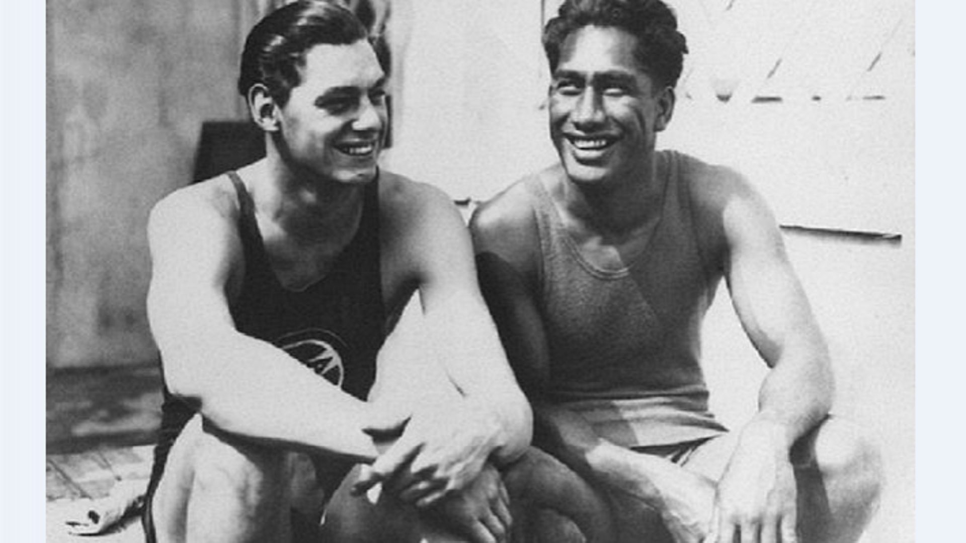 Johnny Weissmuller et Duke Kahanamoku en 1924