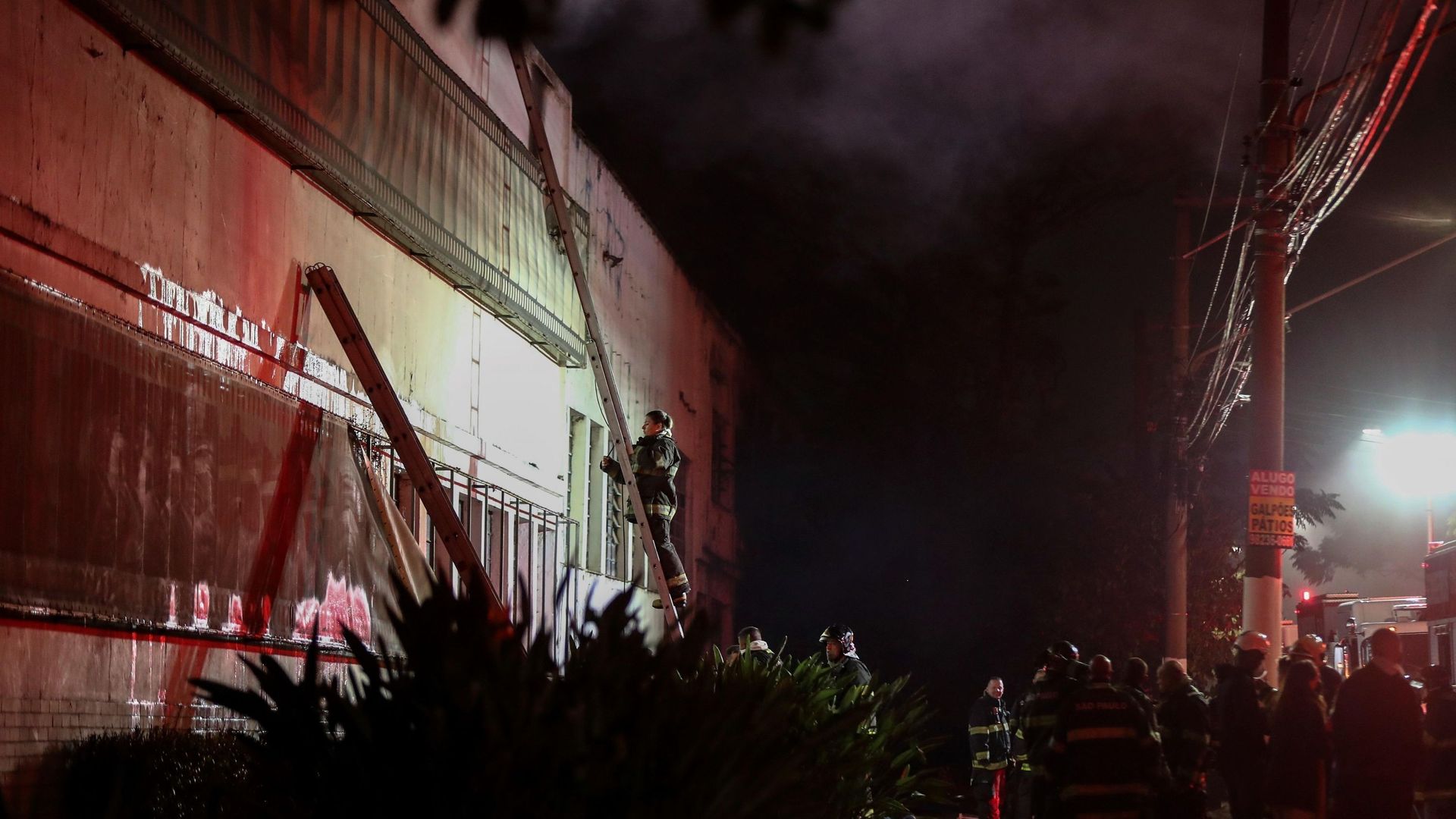 Un incendie détruit une partie de la collection de la Cinémathèque de Sao Paulo.