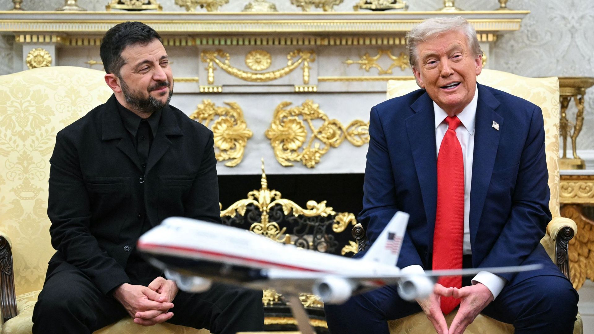 "Cette guerre va se terminer" : Zelensky reçu aimablement à la Maison-Blanche par un Trump très optimiste sur une paix future