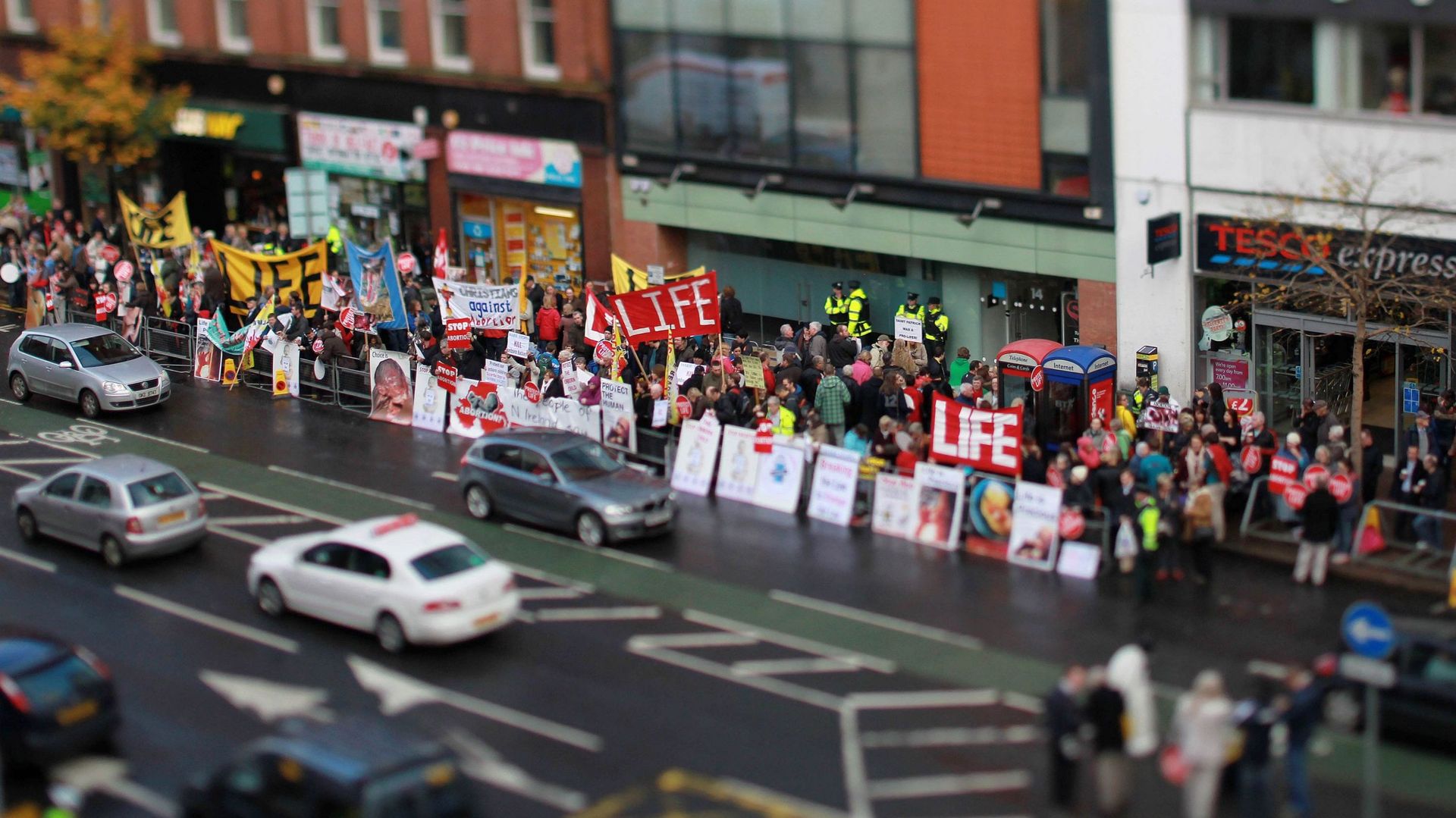 Des militants anti-avortement à Belfast en 2012
