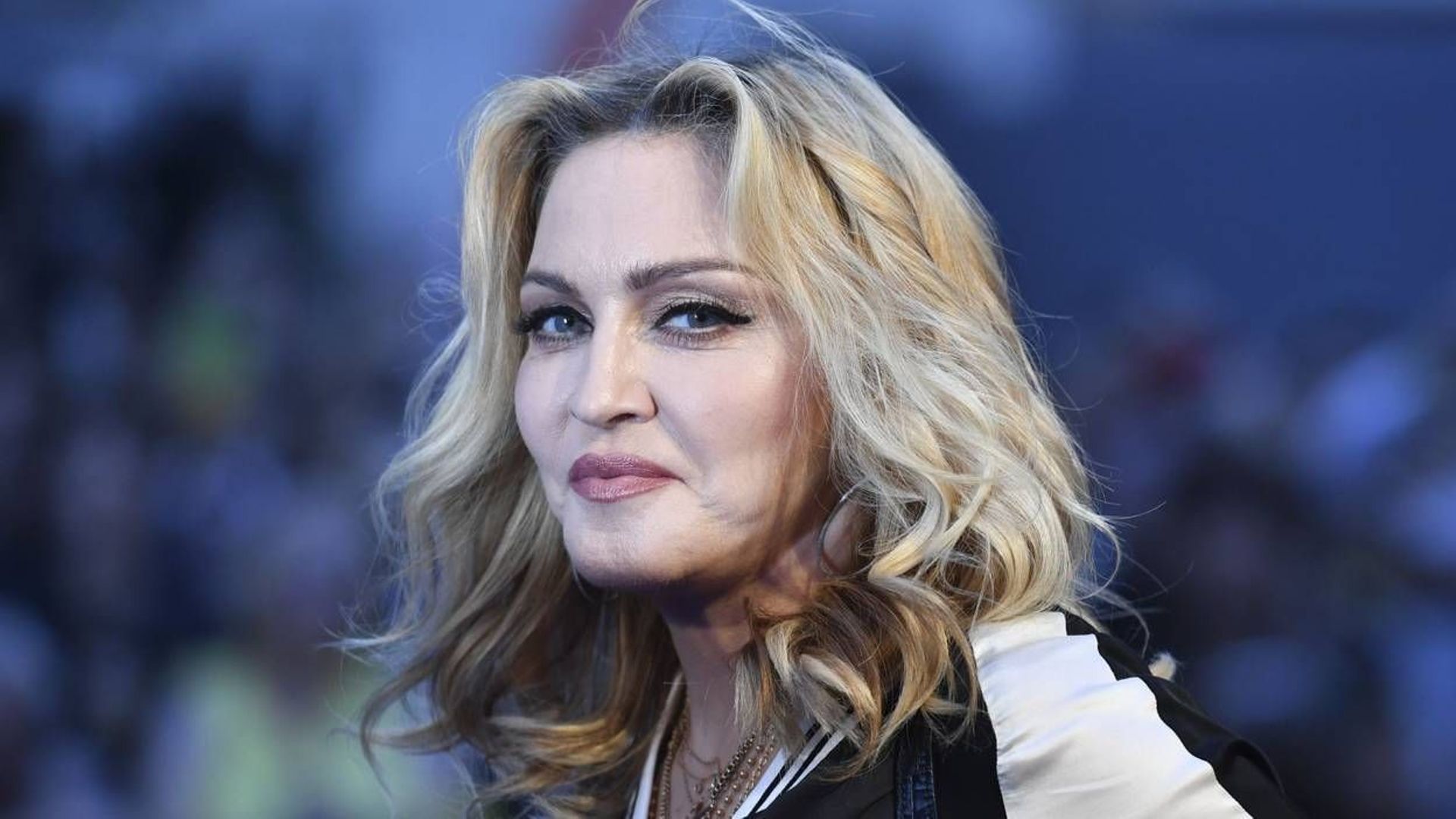 Madonna sacrée "Femme de l'année" par Billboard 