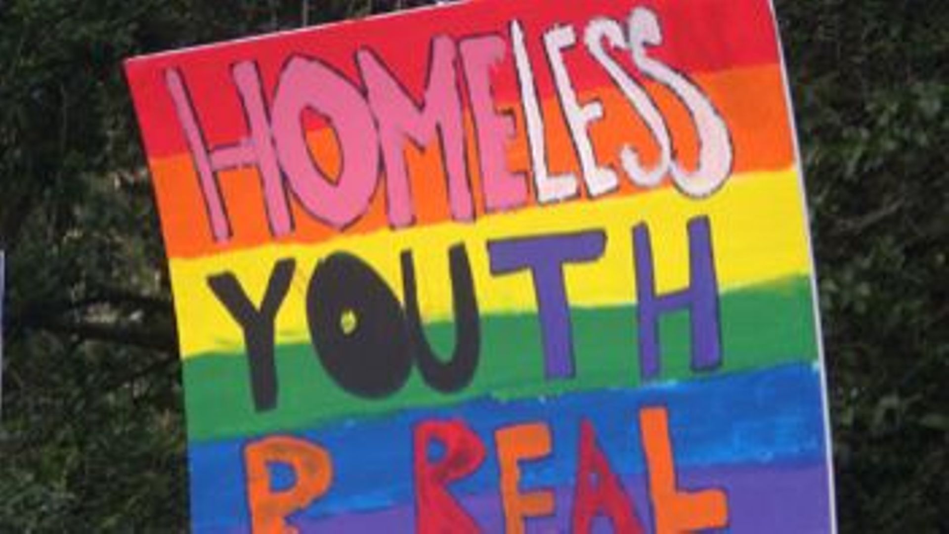 "les jeunes SDF (gays) sont une réalité"