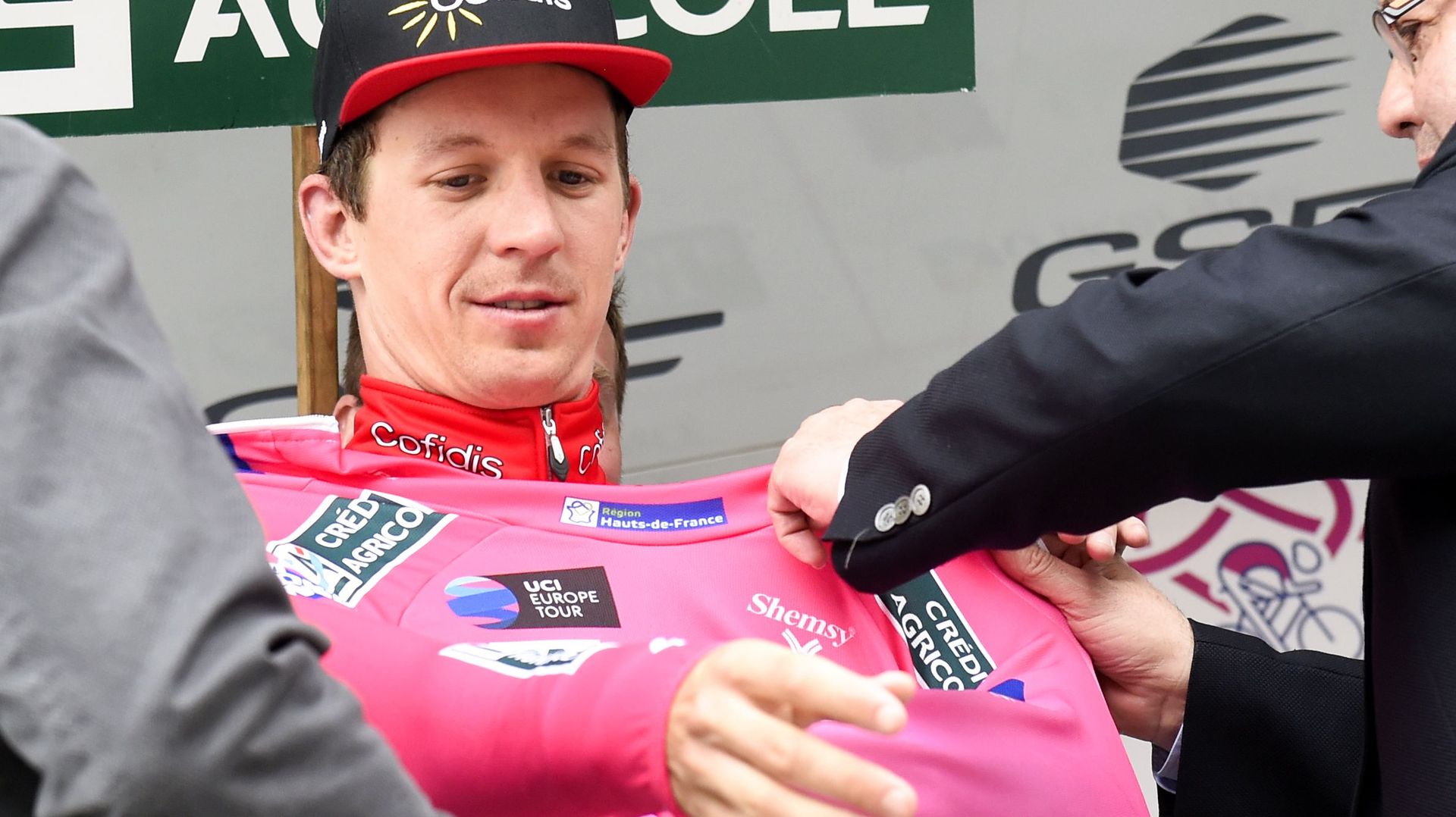 Dimitri Claeys, le revenant en rose RTBF Actus