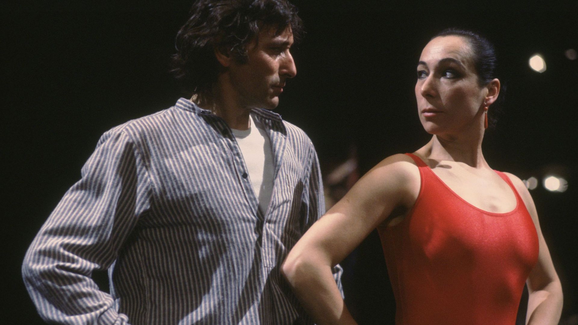 Antonio Gades et Cristina Hoyos dans Carmen de Carlos Saura