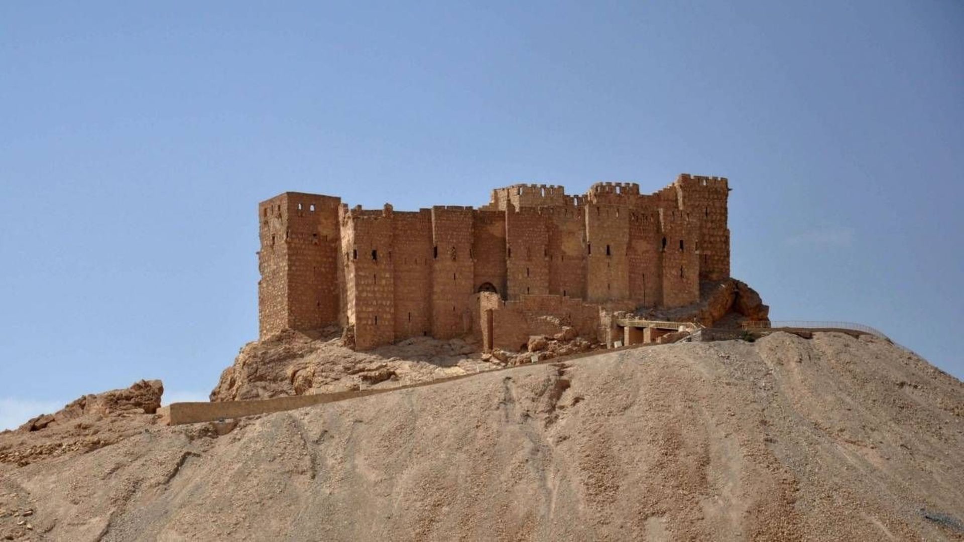 syrie-il-faudra-5-ans-pour-restaurer-les-monuments-detruits-par-l-ei-a-palmyre