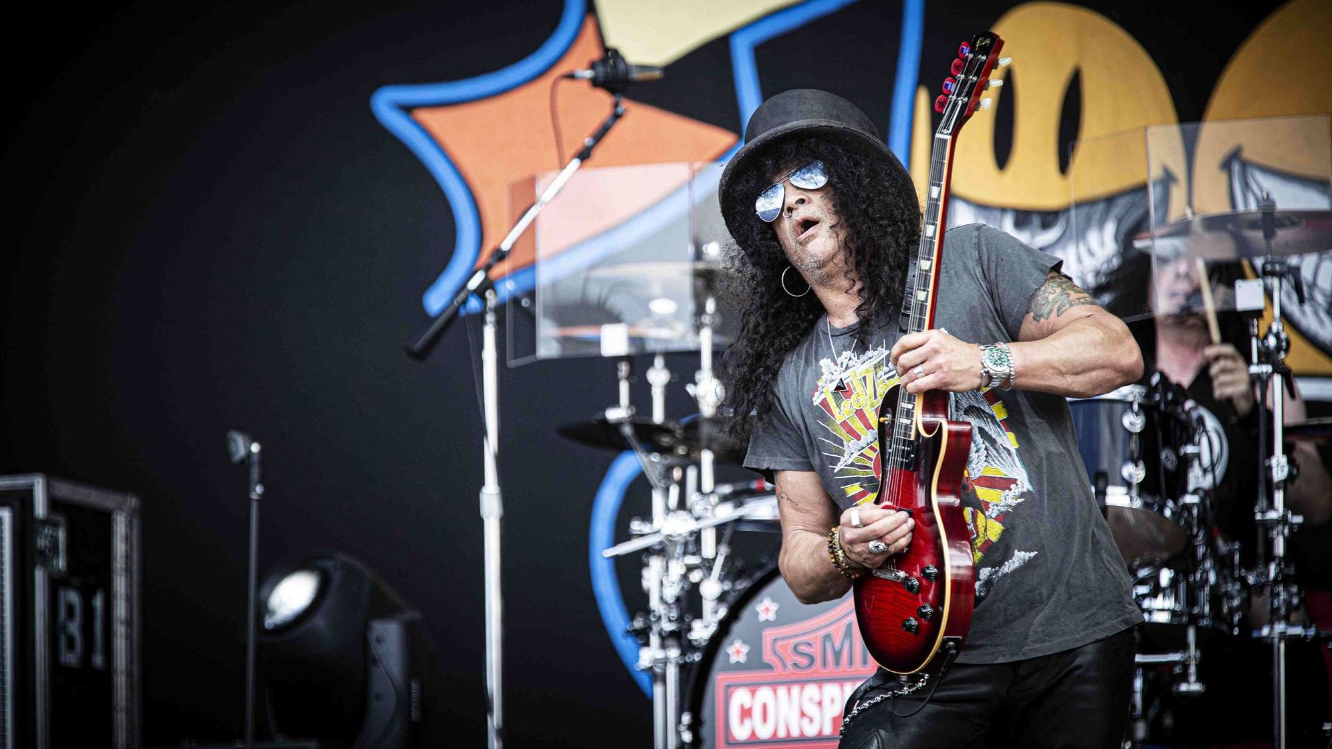 Slash enregistre le prochain album avec Myles Kennedy "en live"