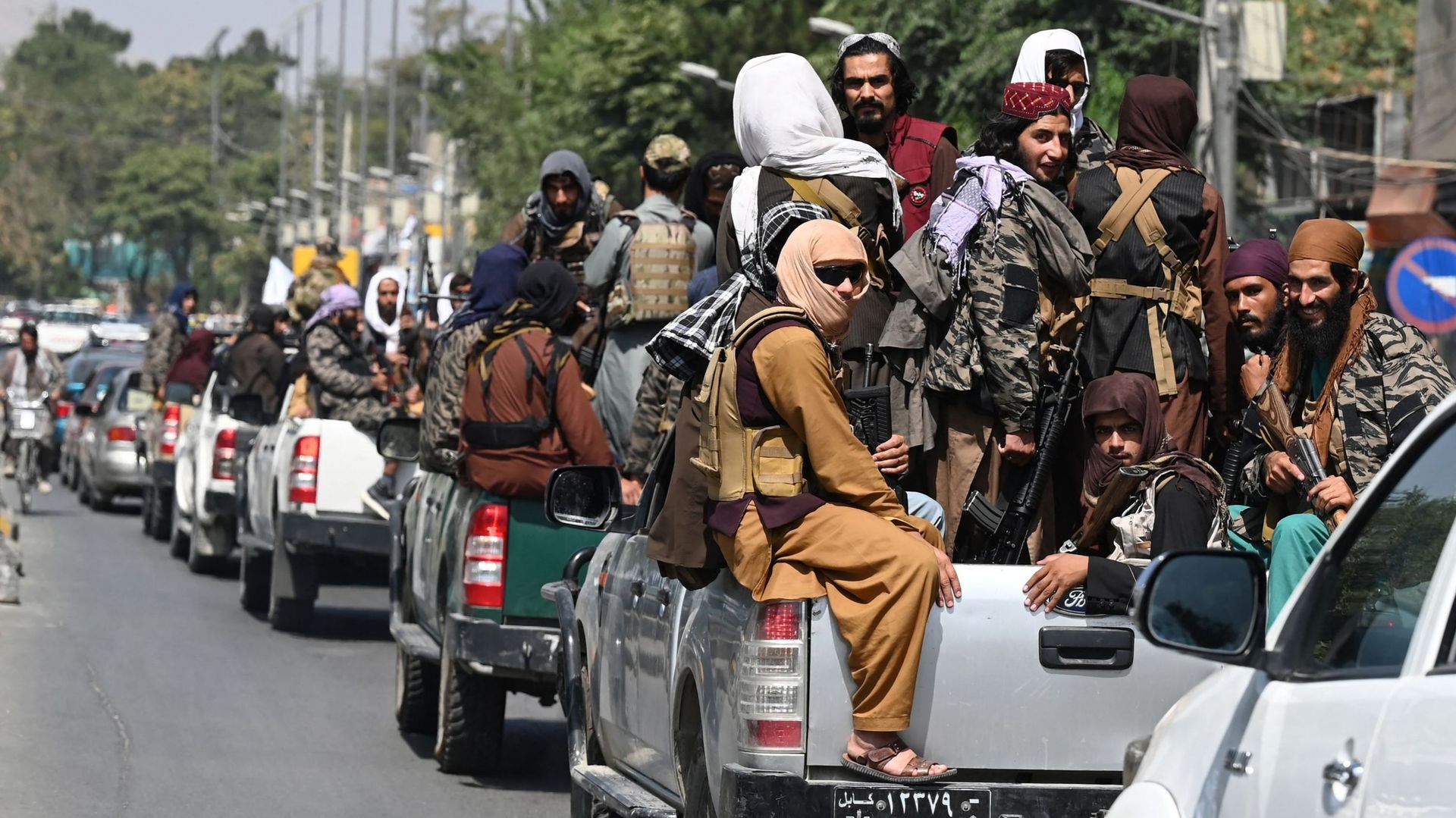 L’Union européenne ne dit pas reconnaître le régime taliban mais bien garder des contacts pour permettre d’évacuer les personnes qu’elle souhaite accueillir sur son territoire.