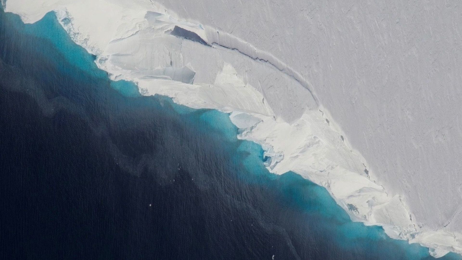 un-glacier-geant-en-antarctique-menace-de-se-detacher-le-niveau-des-mers-pourrait-monter-de-3-metres