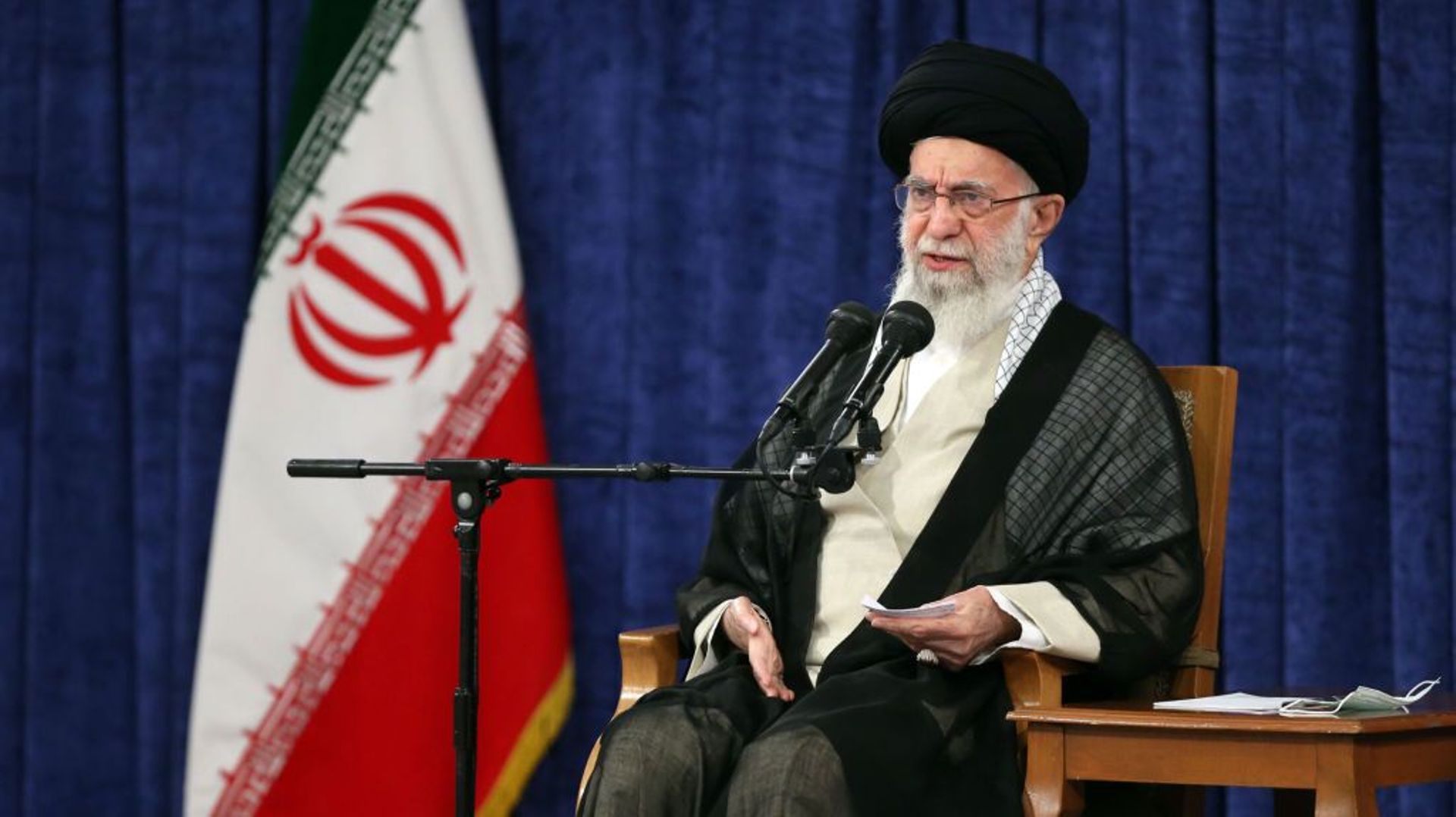 Le Guide de la révolution Ali Khamenei évoque les protestations le 12 octobre 2022 à Téhéran.