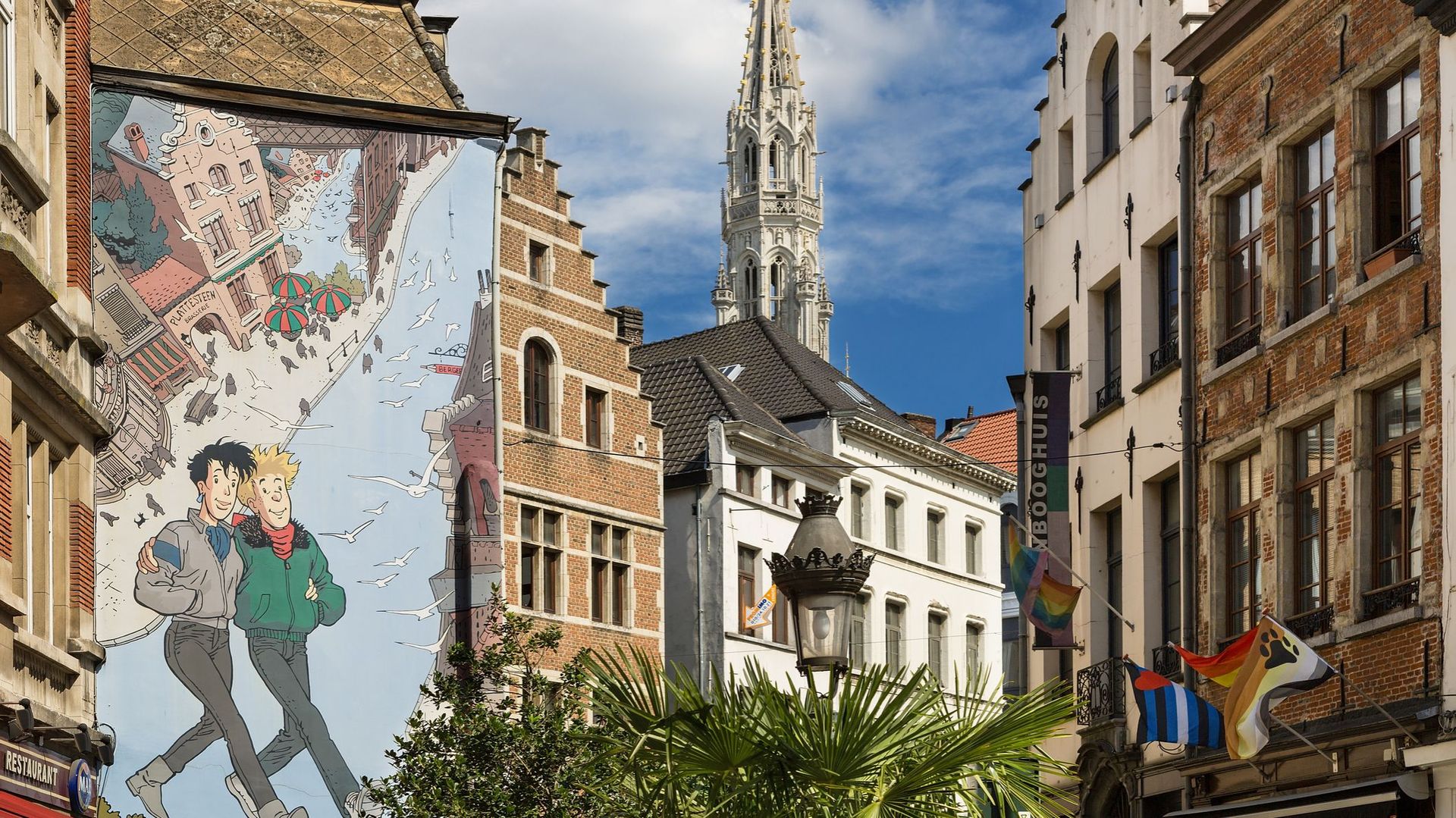 Cette promenade artistique est une façon originale de re-découvrir Bruxelles. 