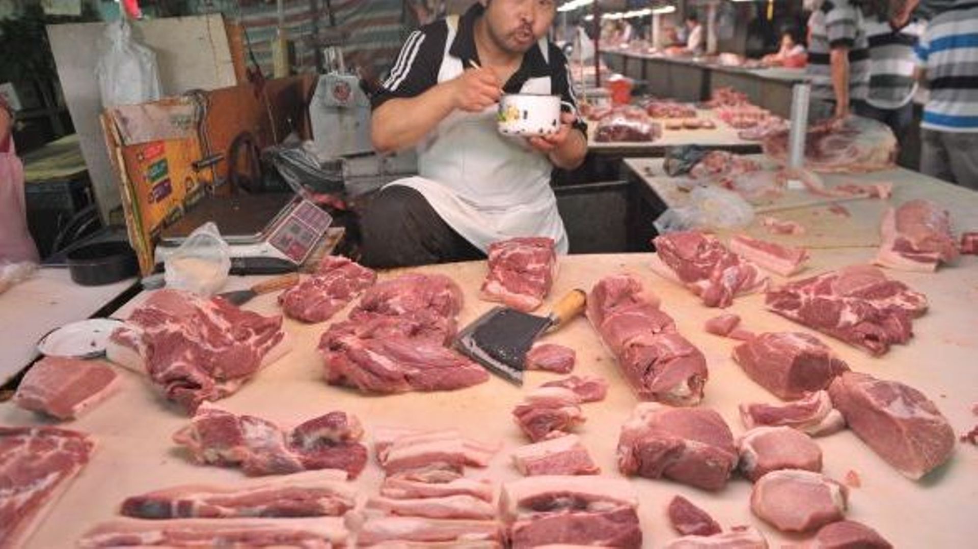 Etalage de viande sur un marché en Chine