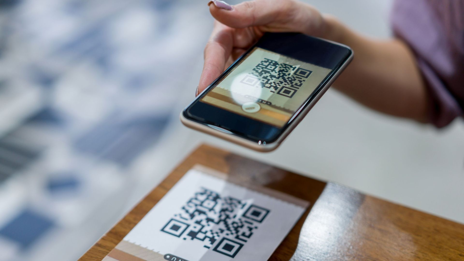 Le QR code, un petit carré qui cache toute une histoire - RTBF Actus