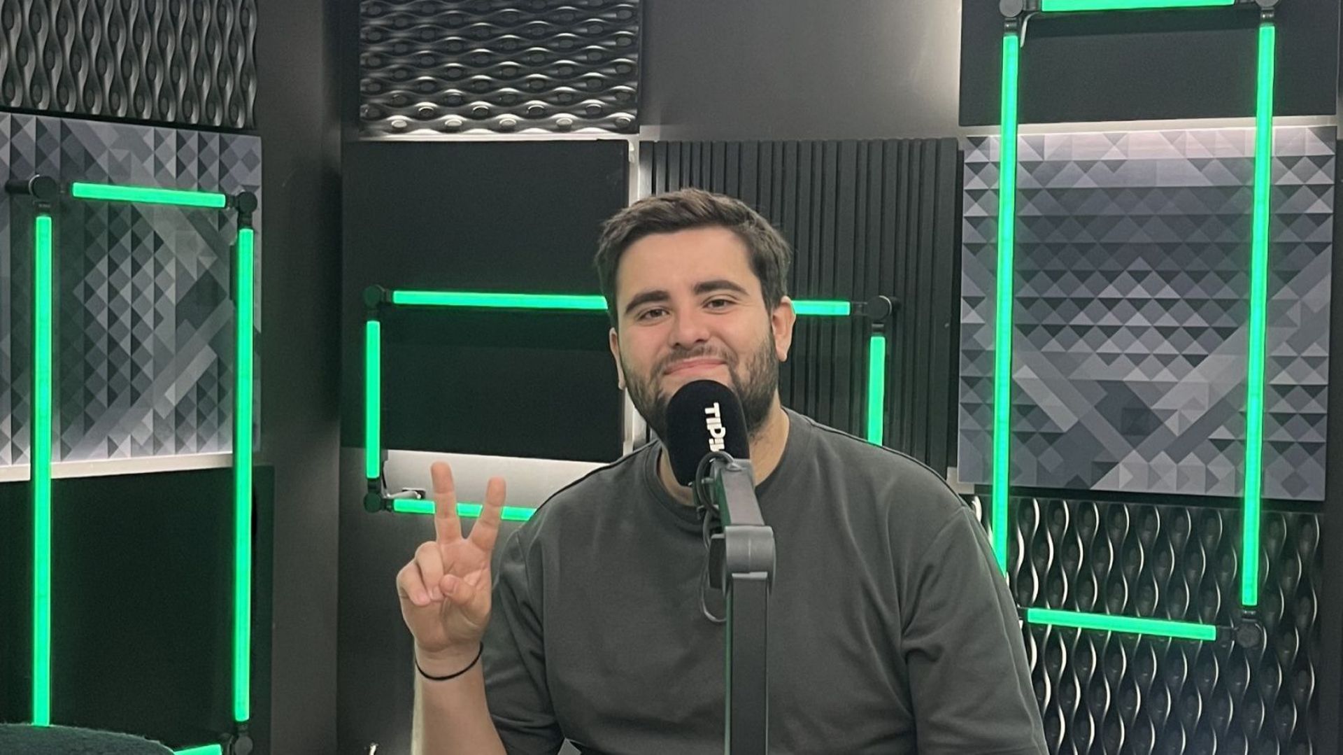 Sacha Ferra et le grand marché des sentiments