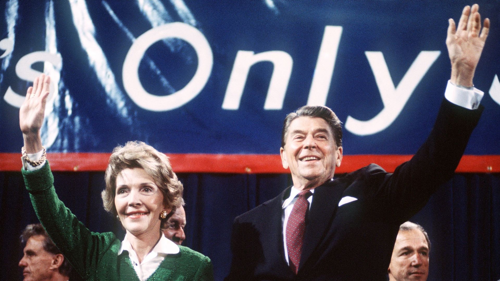 Le président Républicain Ronald Reagan et sa femme Nancy en 1984.