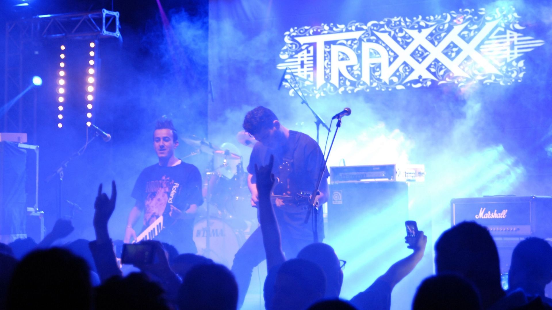 Le groupe de rock algérien Traxxx.
