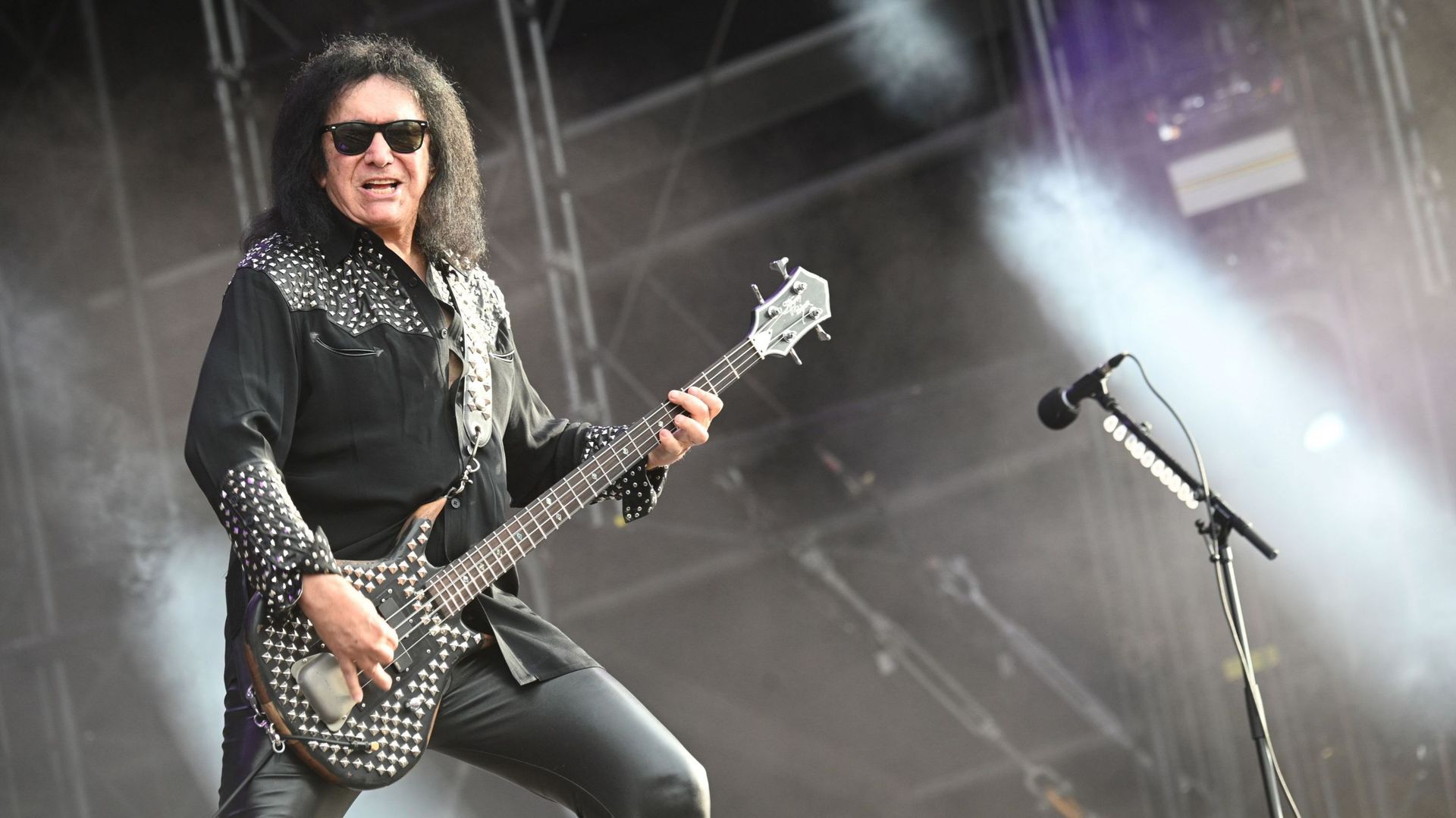 Gene Simmons (KISS) s’explique sur son offre à 12.000 dollars pour