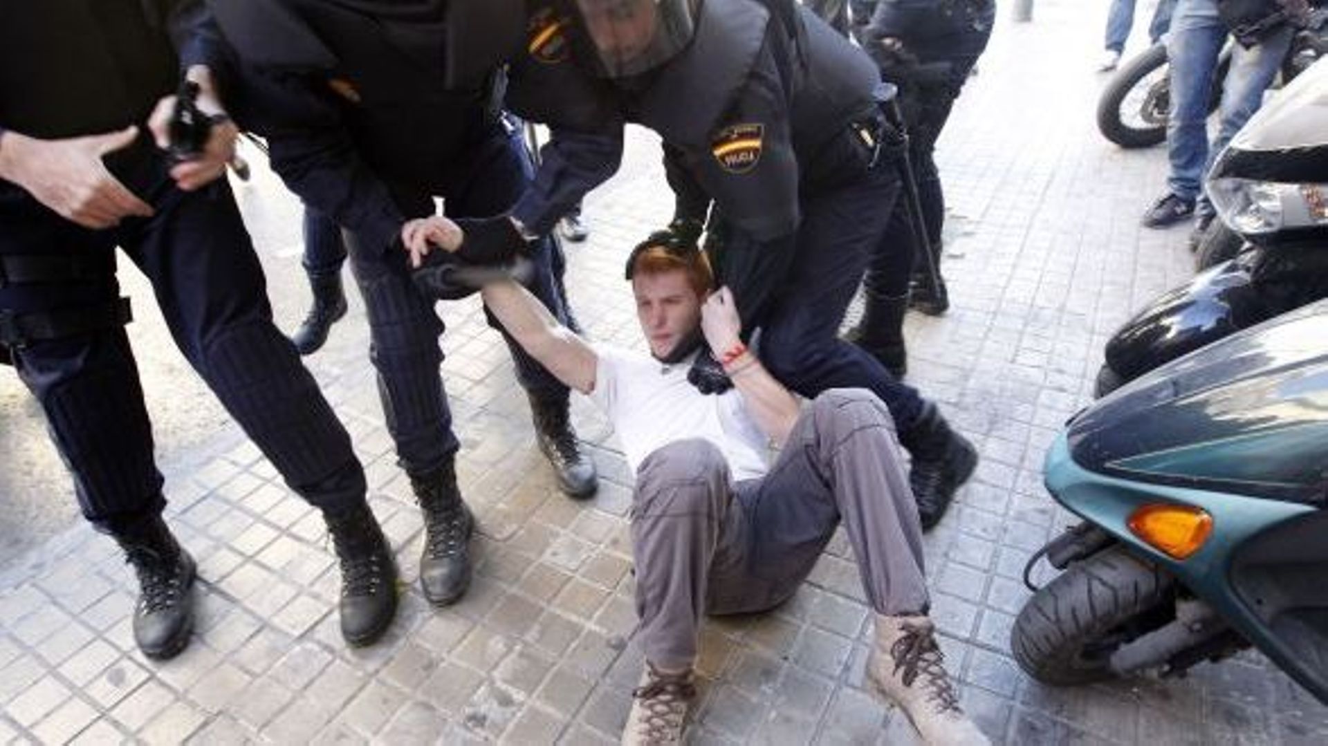 Le gouvernement espagnol durcit son arsenal législatif