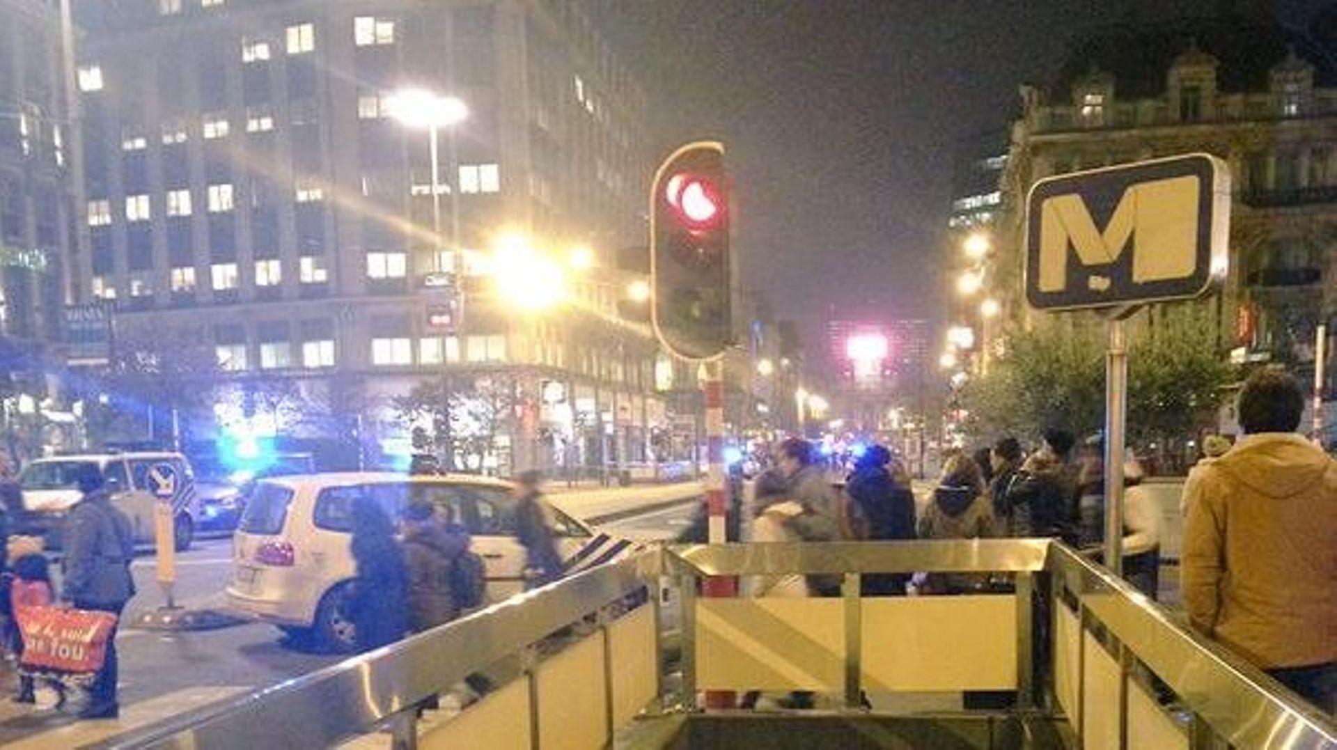 Alerte A La Bombe Belgique Alerte à la bombe à la Bourse à Bruxelles: périmètre de sécurité levé -  rtbf.be