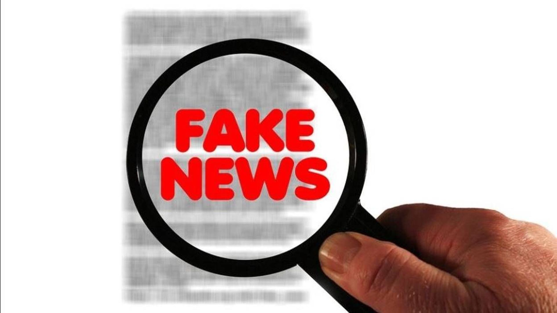  Fake News : comment reconnaître le vrai du faux ? - RTBF Actus