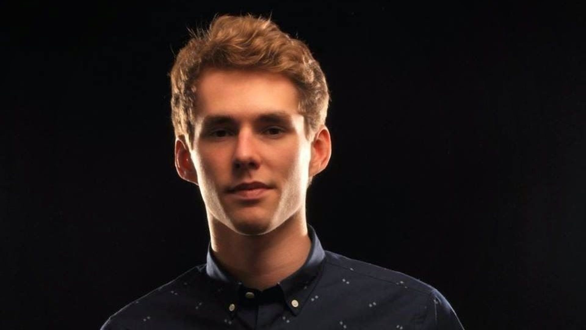 Lost frequencies фото. Lost frequencies фото. Lost frequencies where are you now. Lost frequencies were. Lost frequencies диджей.