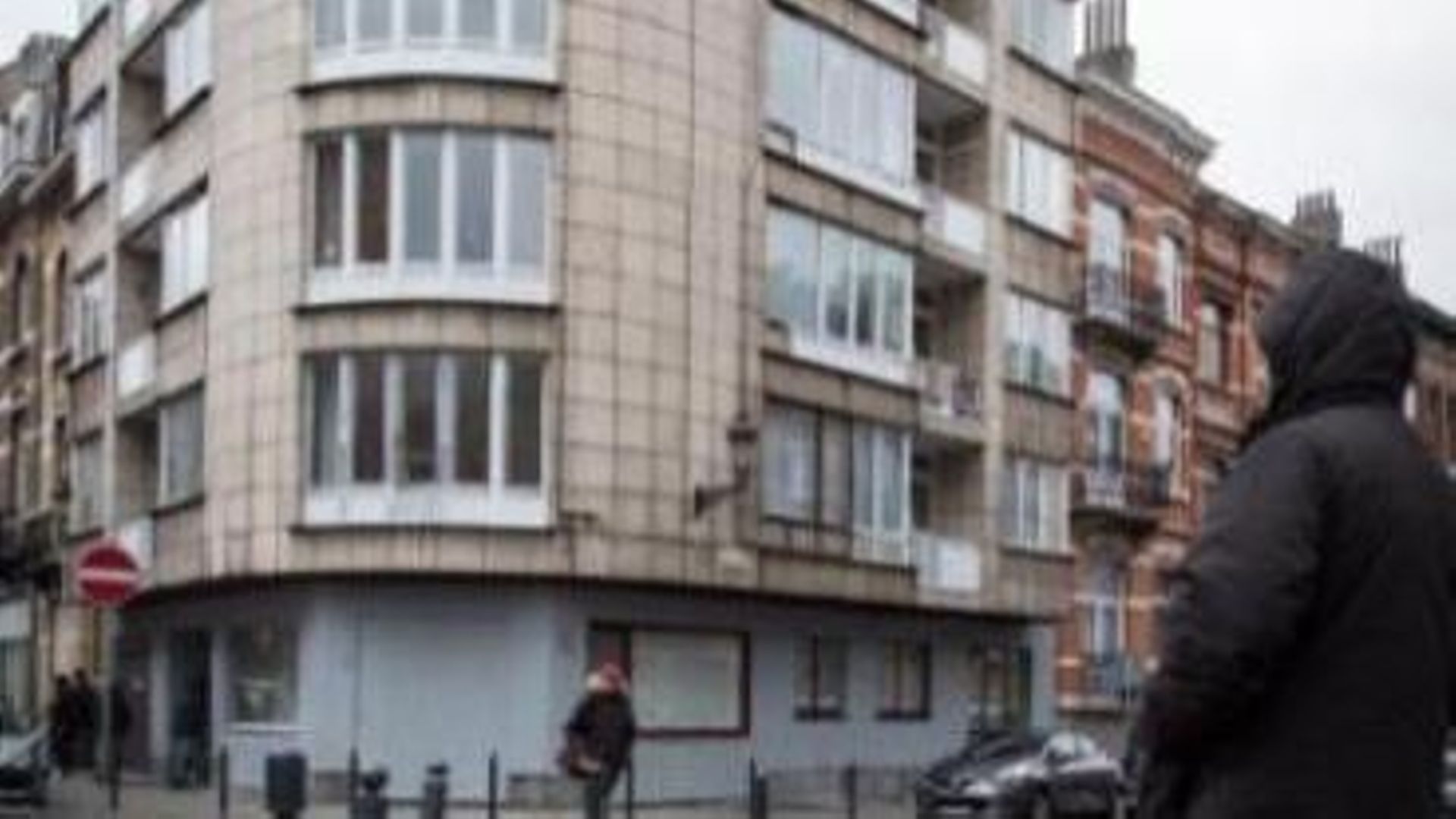 L'opération policière se termine à Schaerbeek avec un périmètre de sécurité restreint