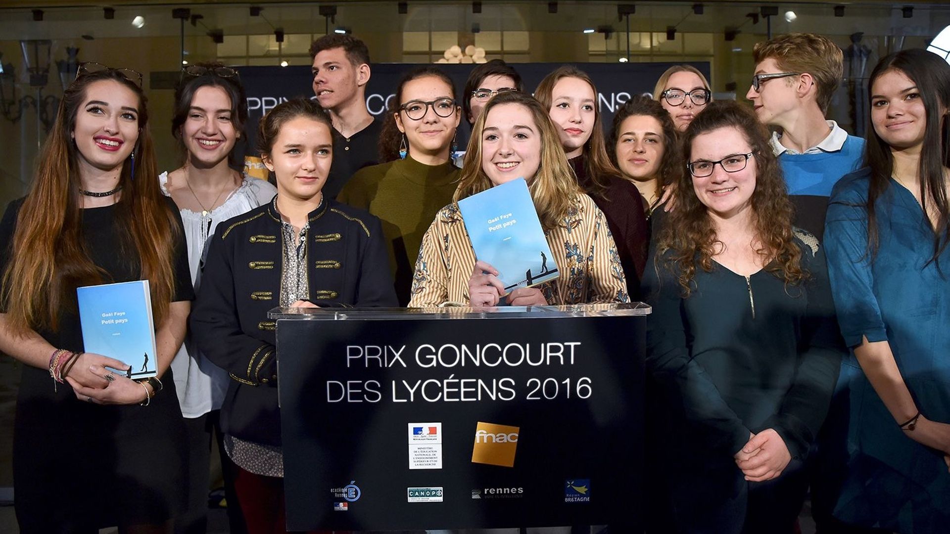 Quatre romancières finalistes du Goncourt des lycéens rtbf.be