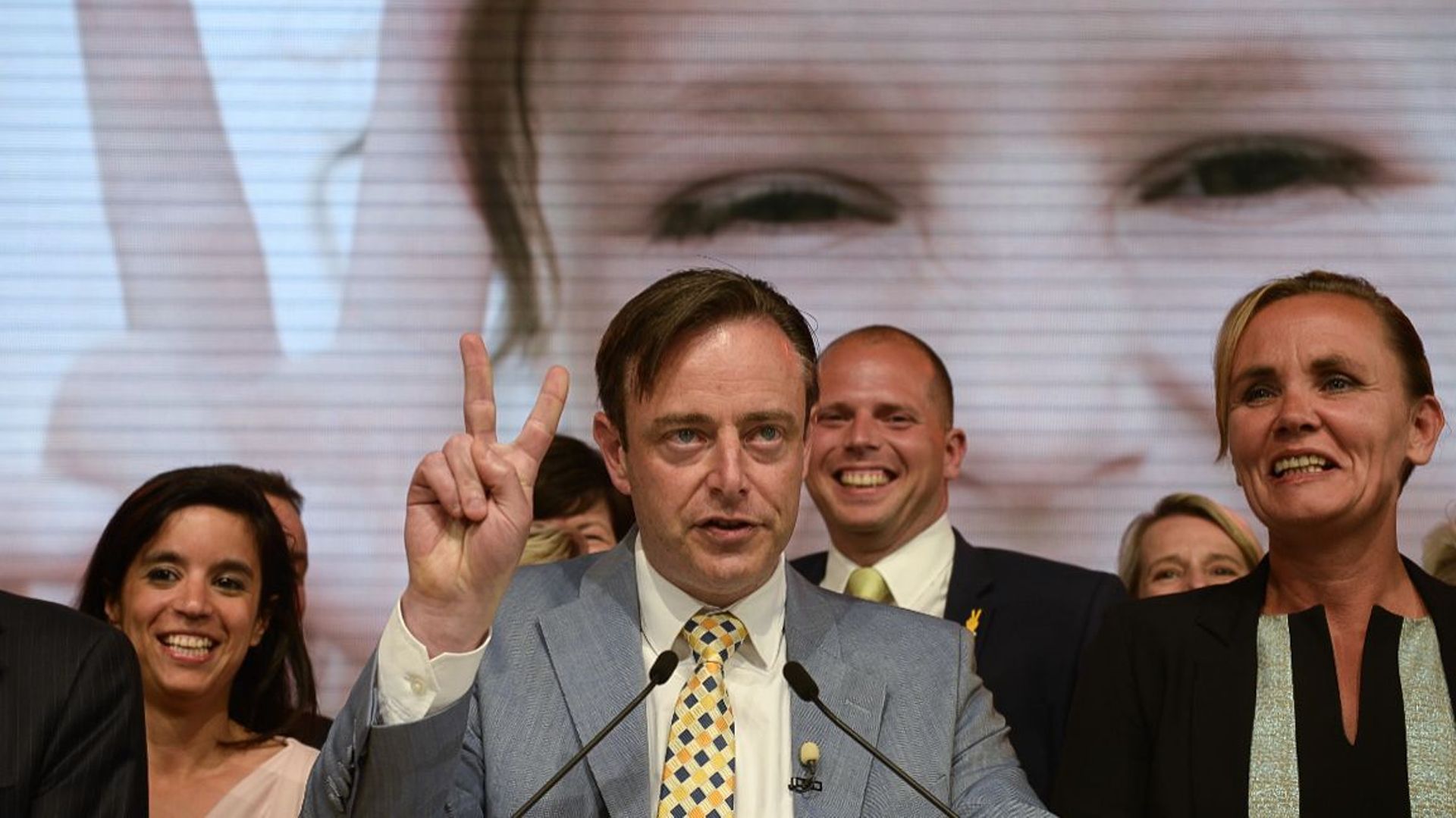 Victoire incontestable de la N-VA: "Fossé entre francophones et Flamands", dit De Wever